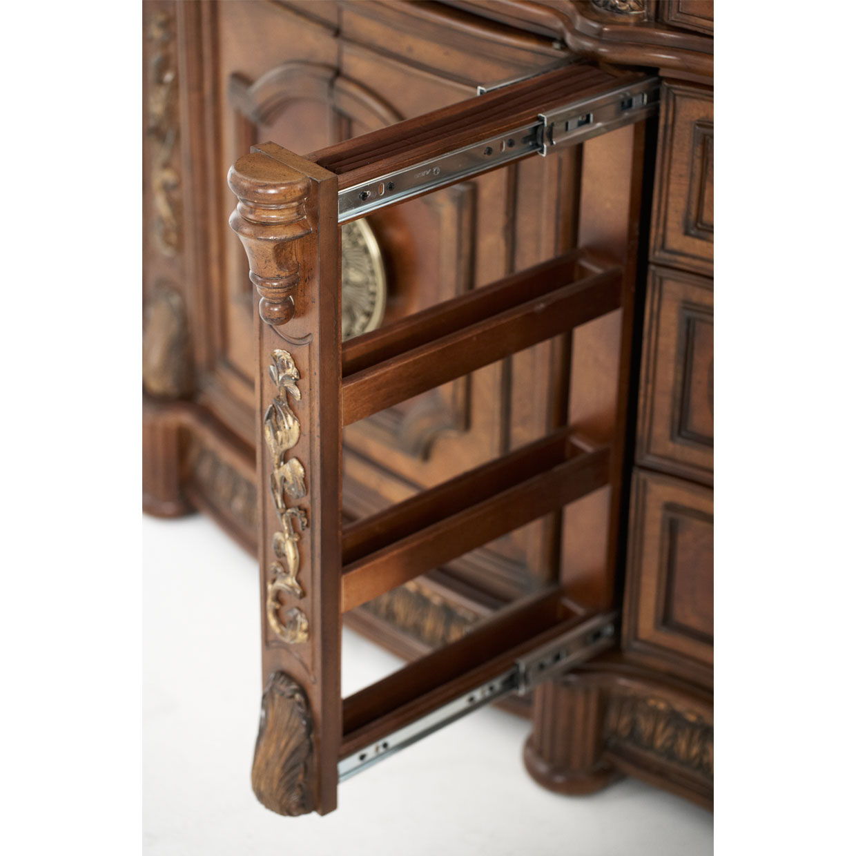 Villa Valencia - Dresser, Mirror
