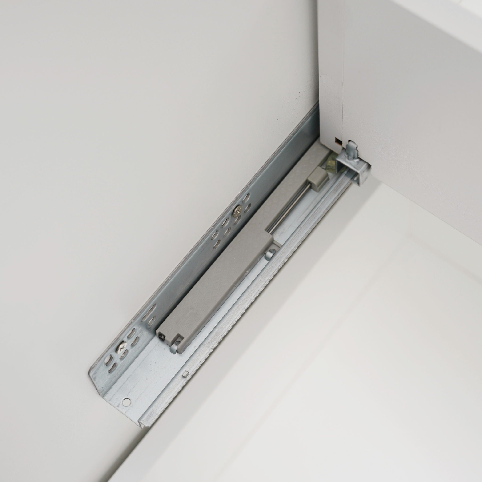 Freestanding Bathroom Vanity With Ceramic Sink, 2 Full Extension Drawers