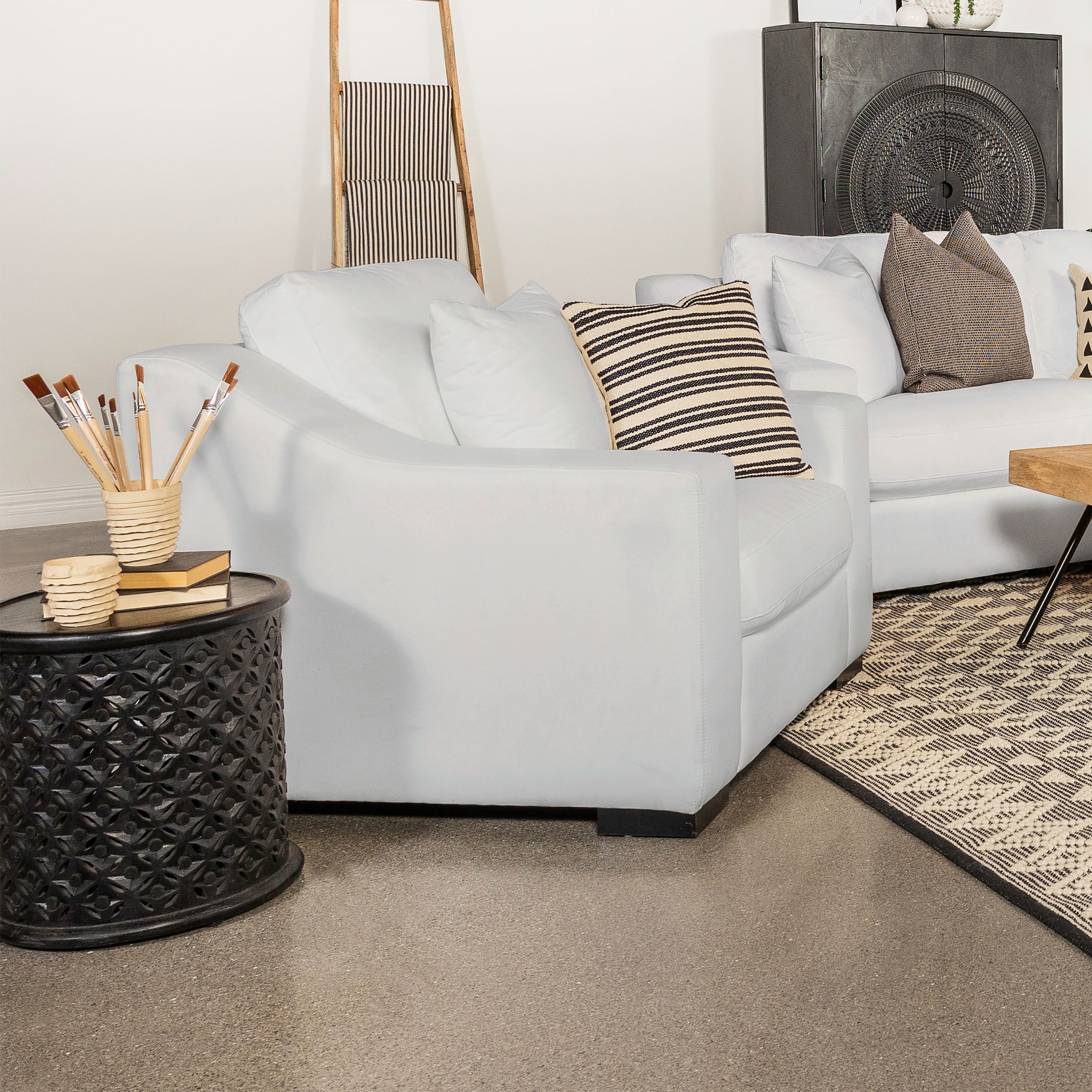 Ashlyn Upholstered Sloped Arm Accent Chair White-CoasterElevations