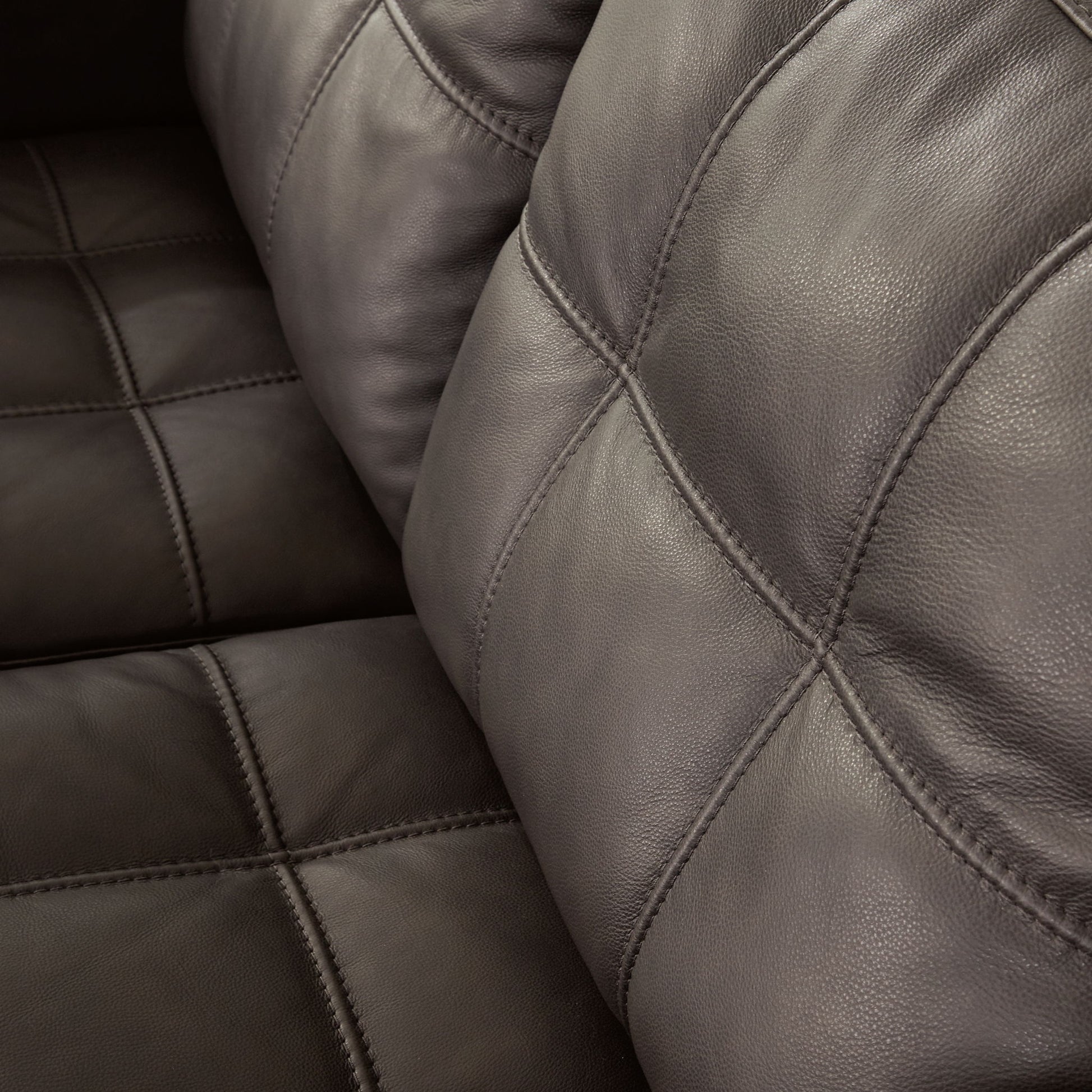 Luigi - Loveseat - Thunder - Best Buy Furniture