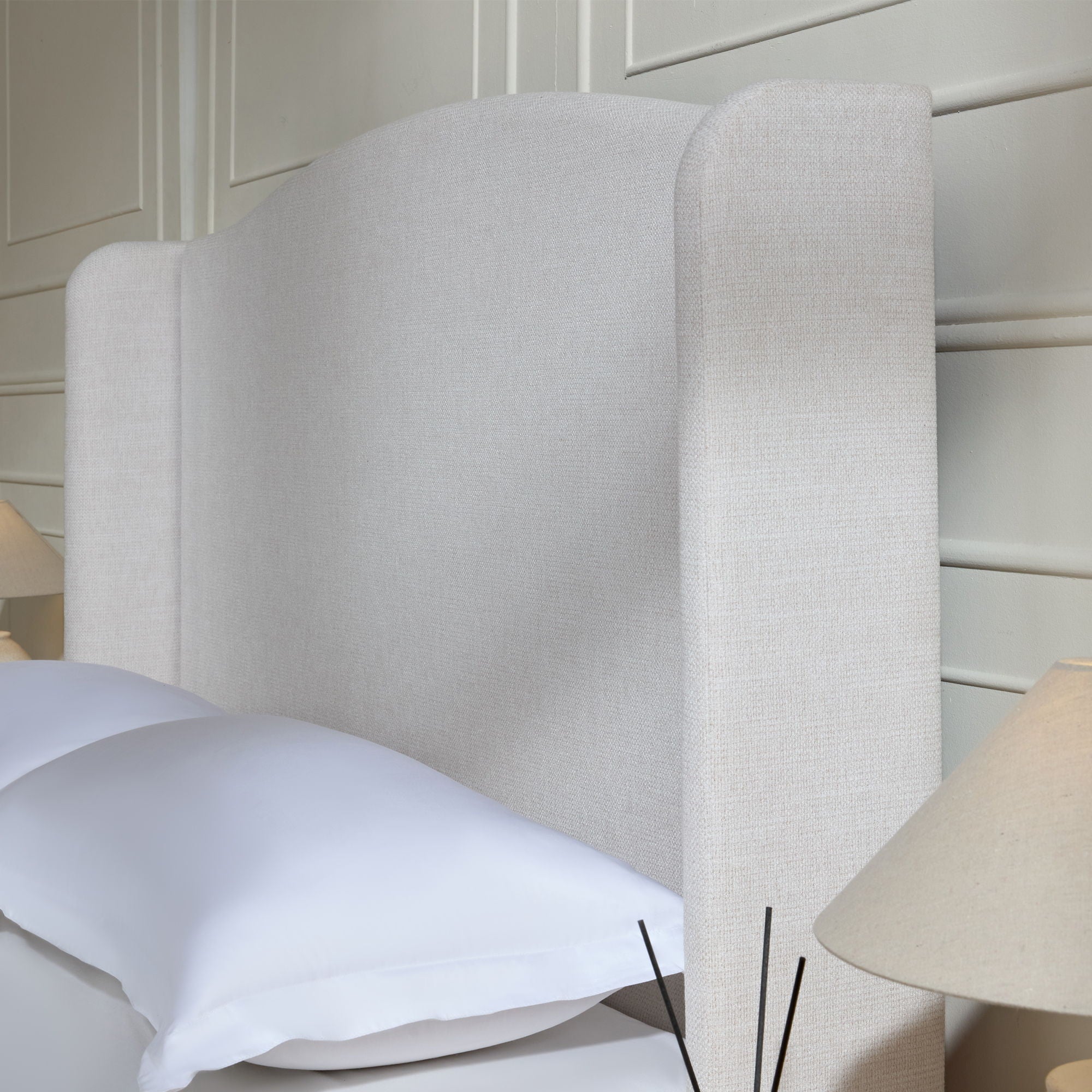 Hannah - Upholstered Wingback Bed Size / Tall Headboard Upholstered King Bed / Premium Textured Canvas Chenille Look / Minimalist Designs / No Box Spring Needed