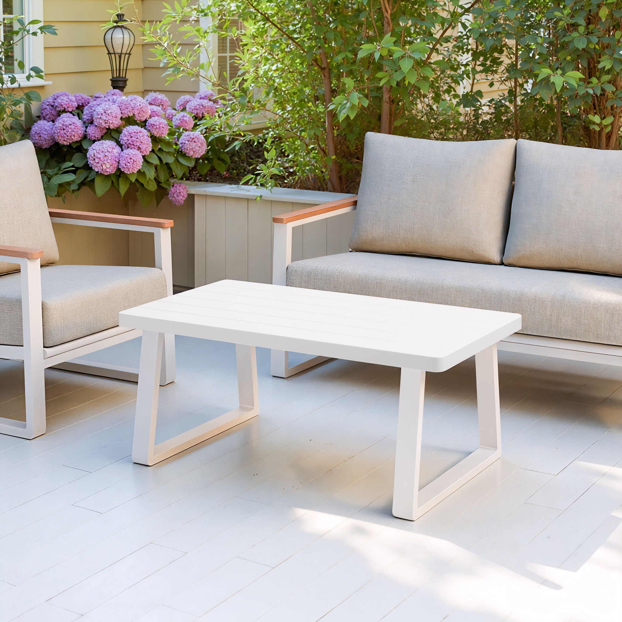 Welt - Outdoor Coffee Table - White