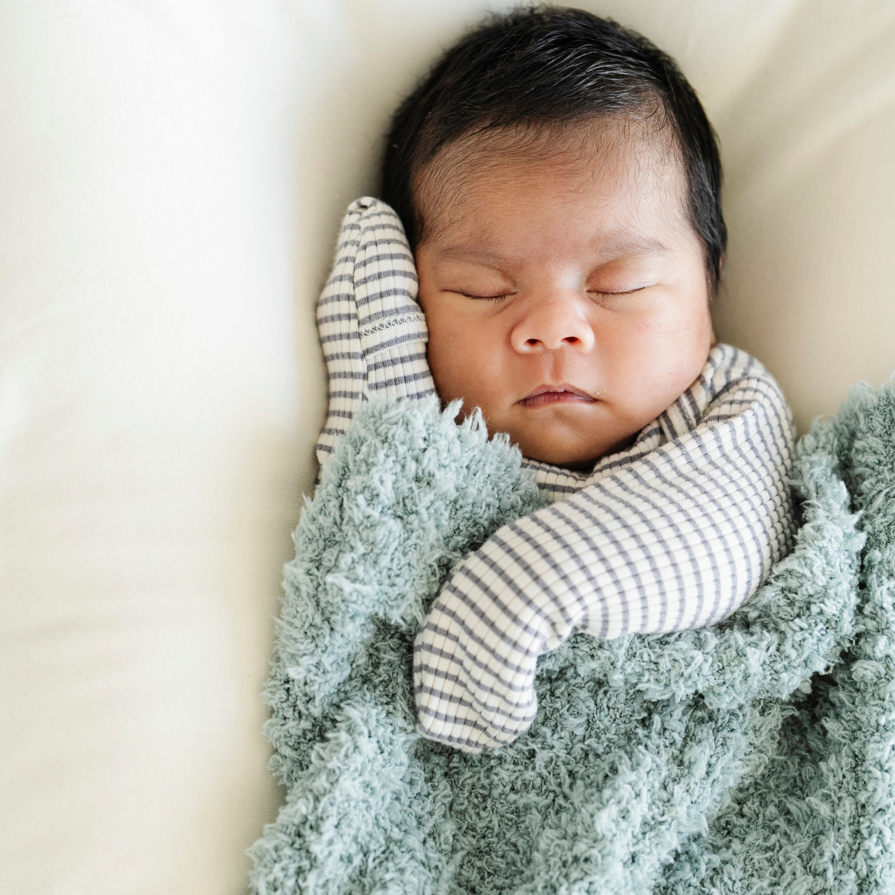 Ribbed Bamboni Mini Baby Blanket