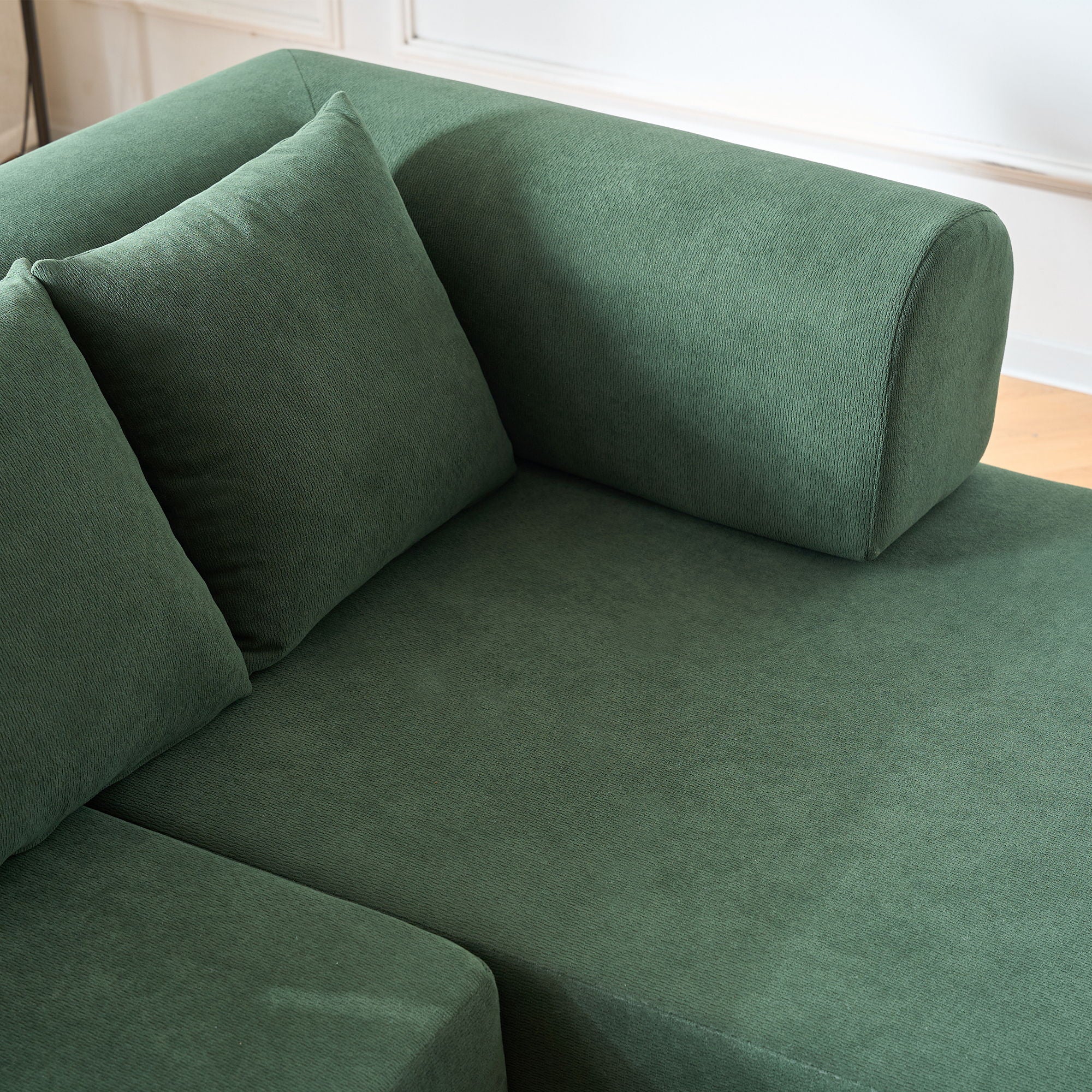 Modular L-Shaped Sectional Sofa With Deep Seat, Movable Chaise & 5 Pillows