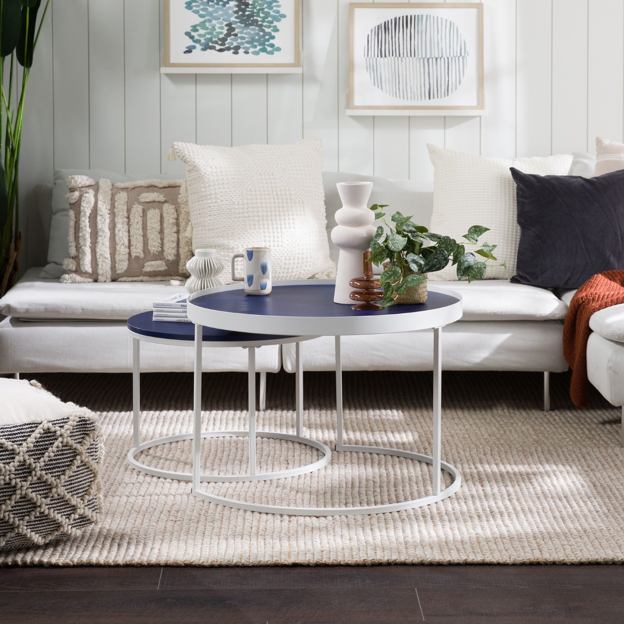 Contemporary Gallery Top Round Nesting Coffee Table Set