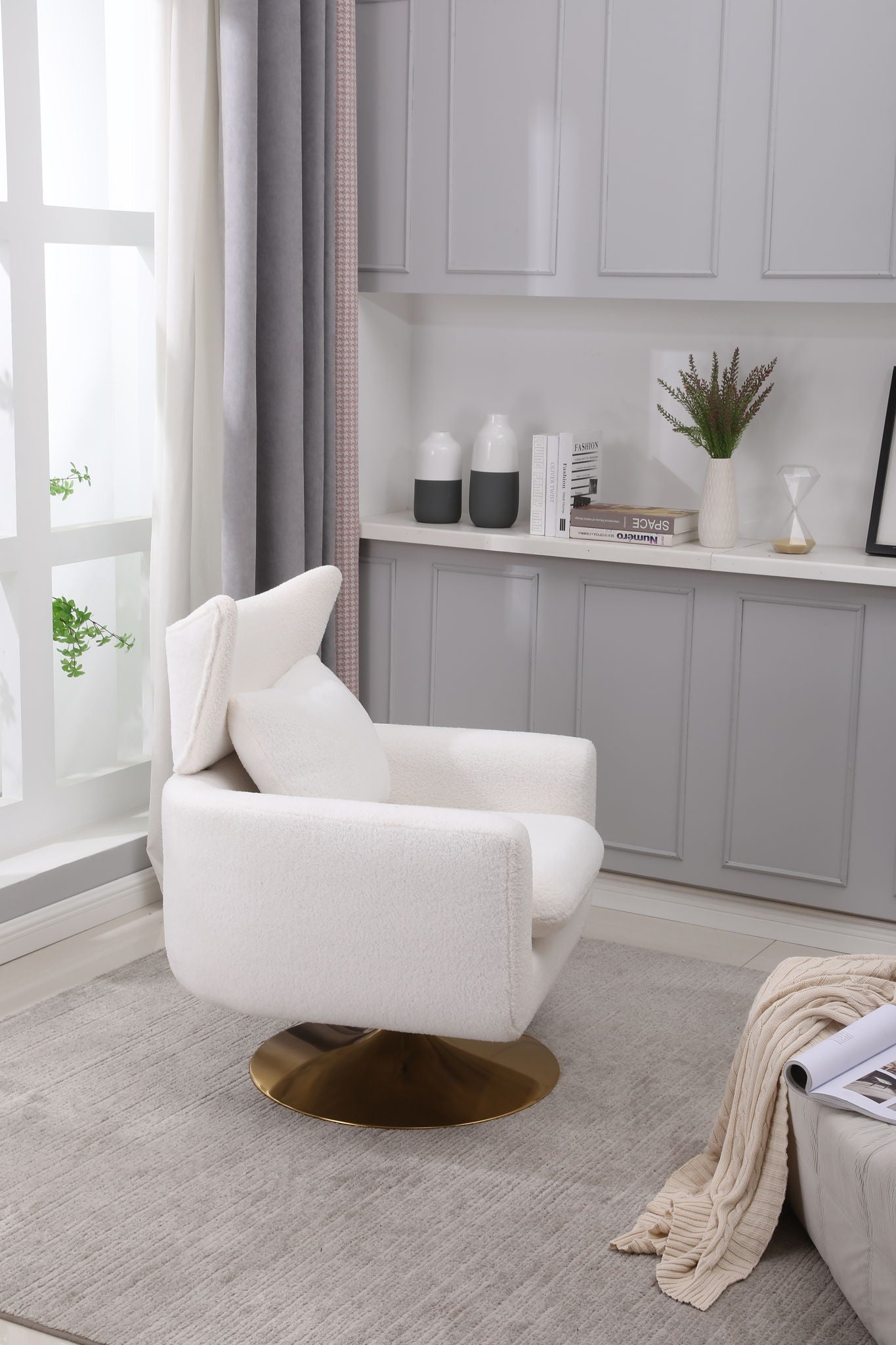 Classic Mid-Century 360 Degree Swivel Accent Chair