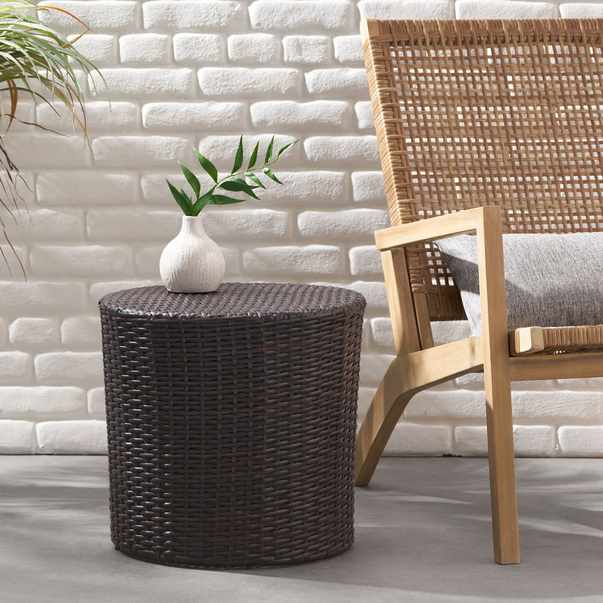 Barrel Side Table With Handcrafted Details