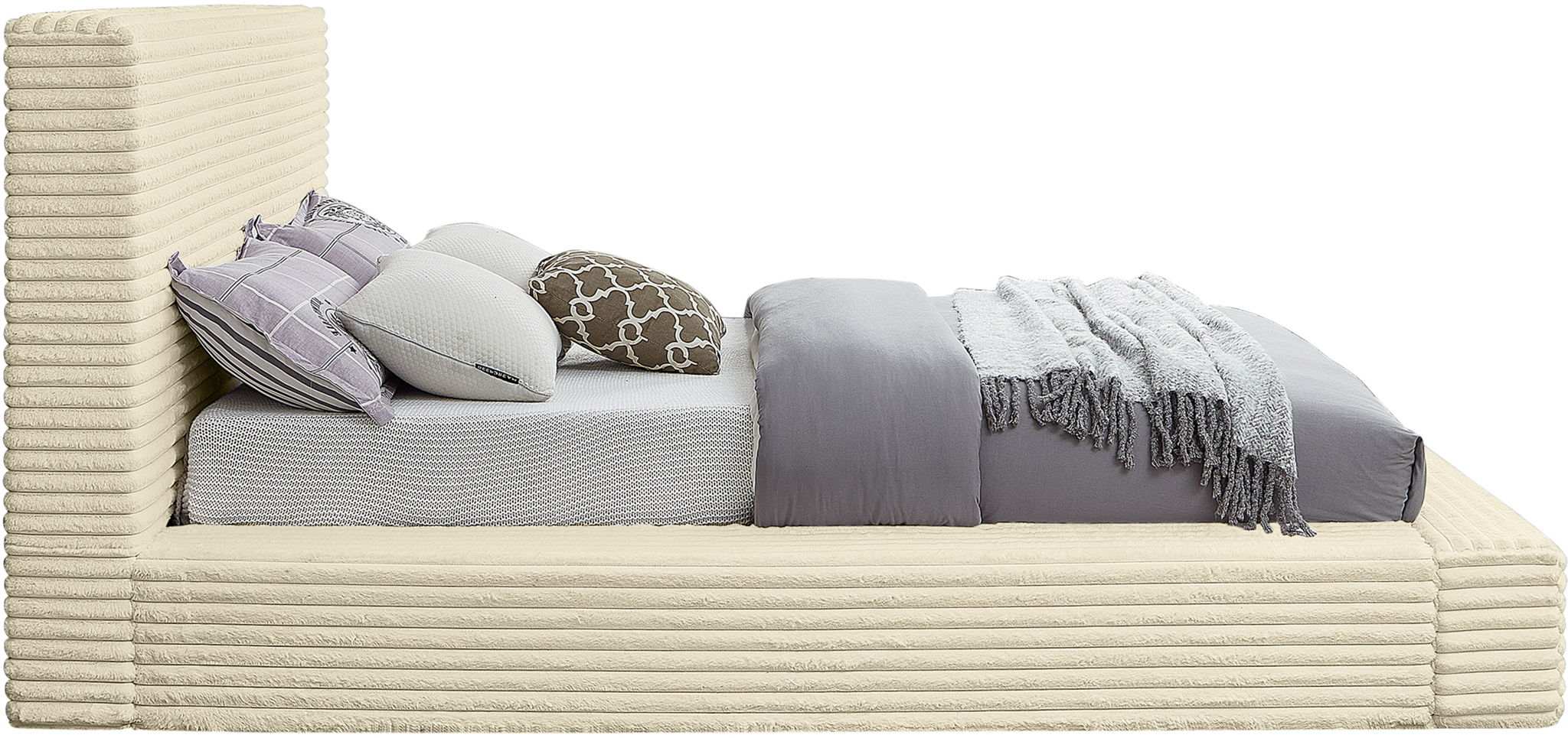 Dexter - Bed