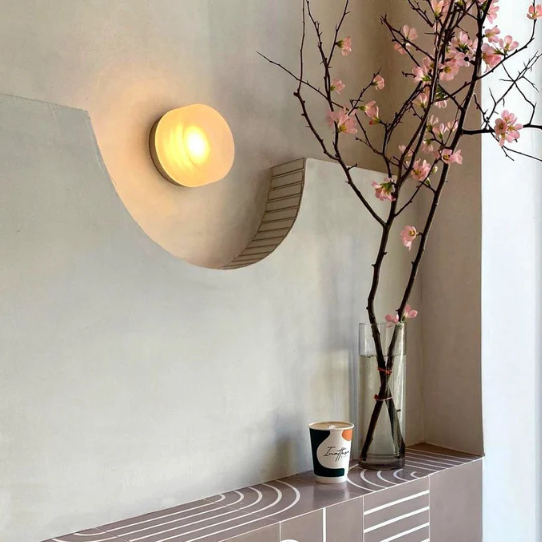 Modern Glass Round LED Wall Sconce 1-Light Aluminium Indoor Wall Lamp