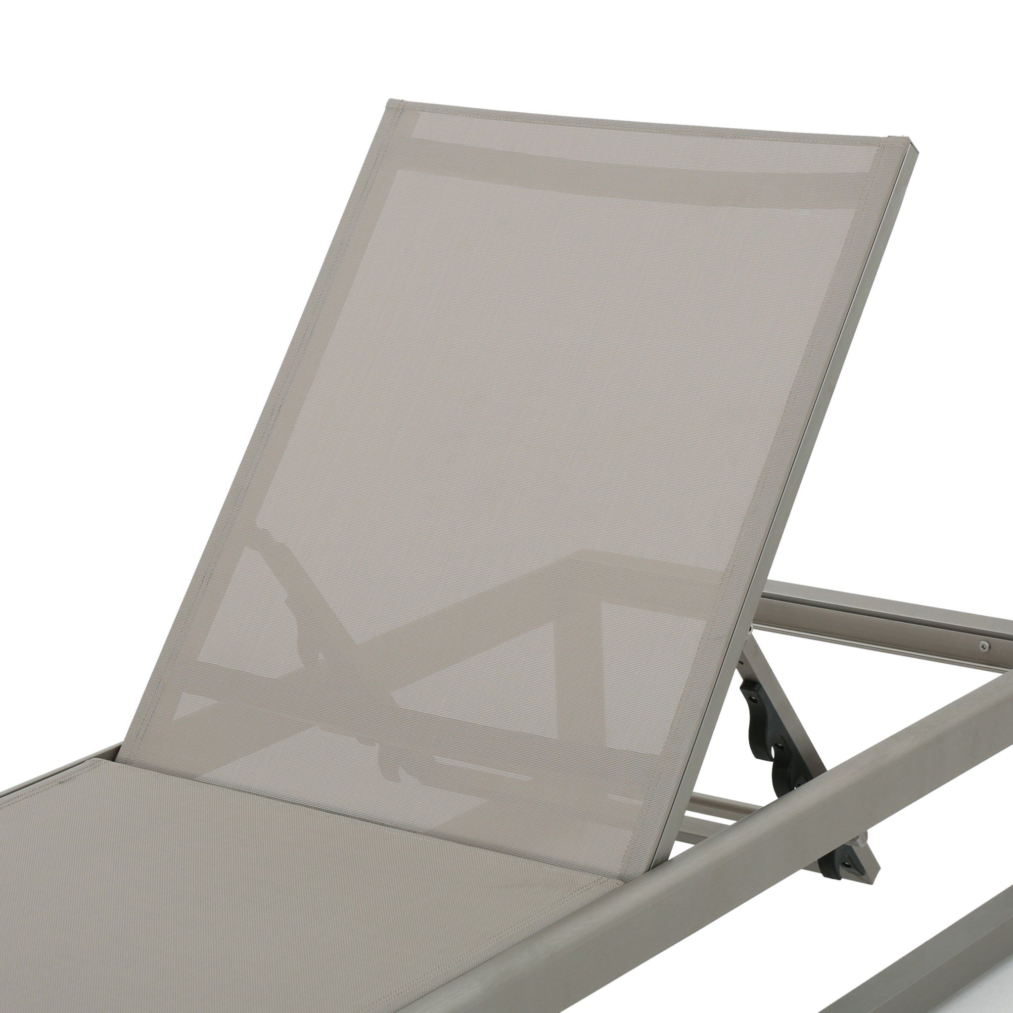 Outdoor Patio Chaise Lounge With 5 Reclining Positions