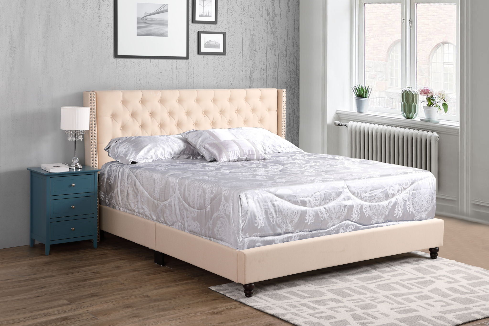 Nailhead Bed Transitional Vibrant