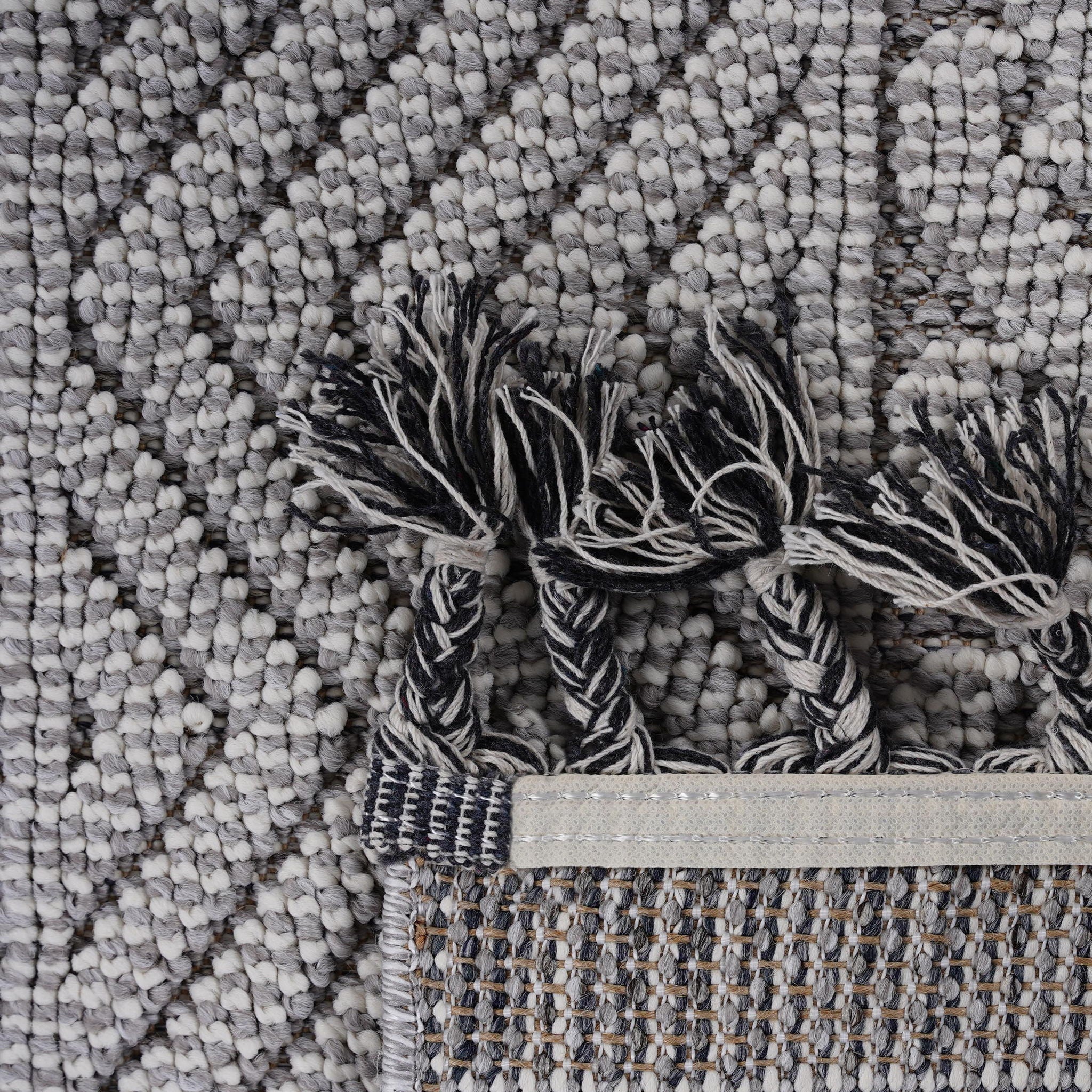 Guros - Trendy Geometric Indoor / Outdoor Rug