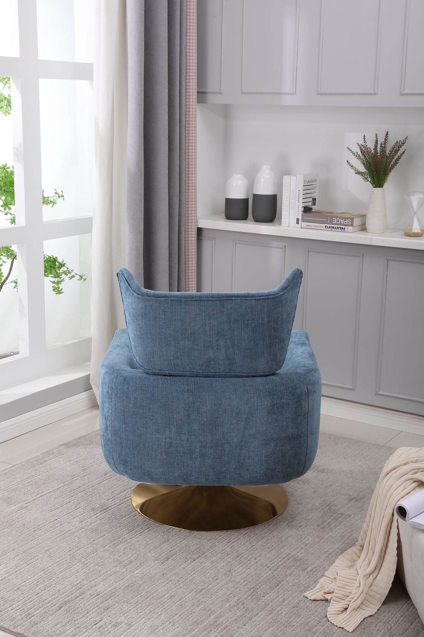 Classic Mid-Century 360 Degree Swivel Accent Chair