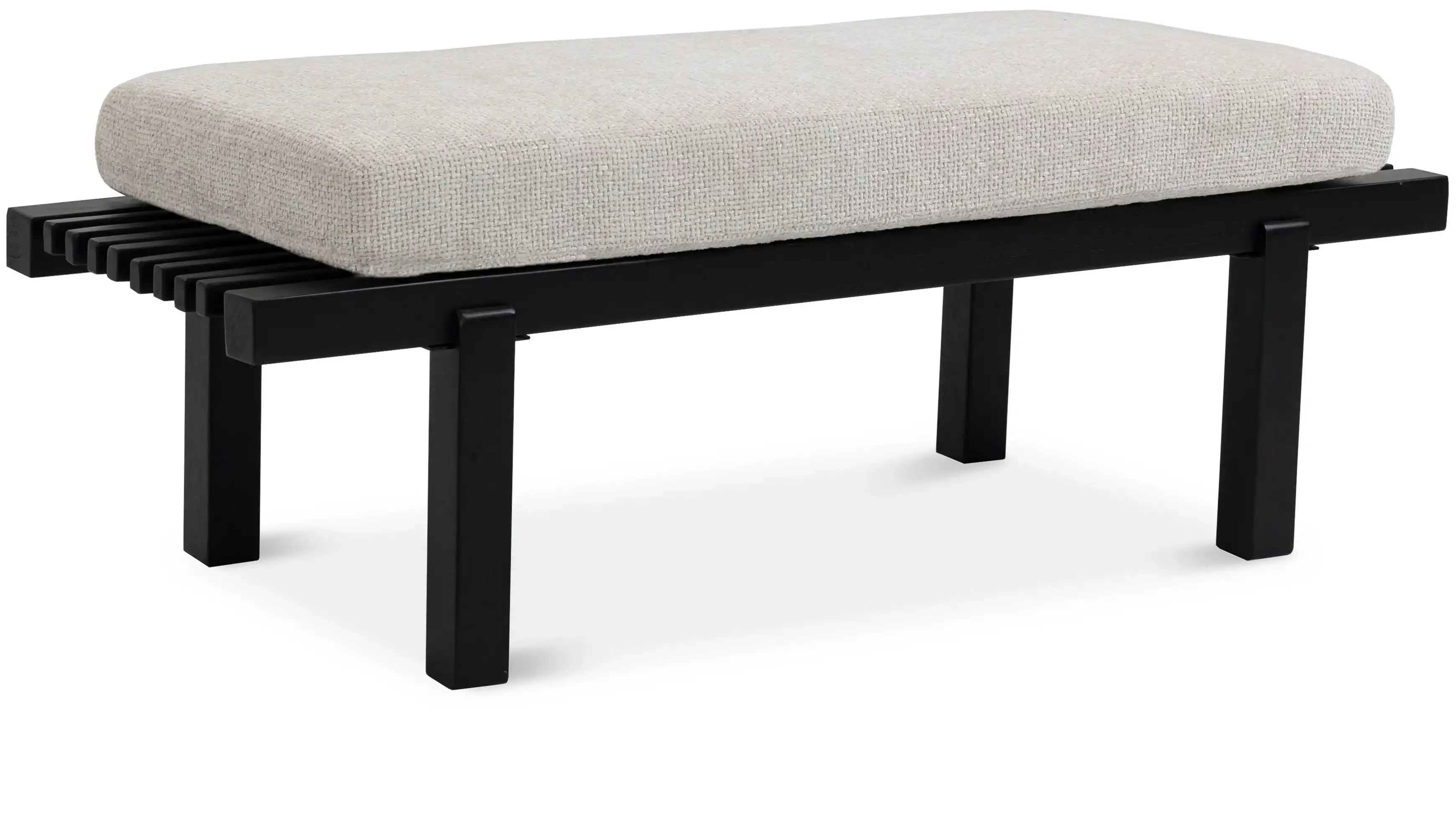 Naya - Bench