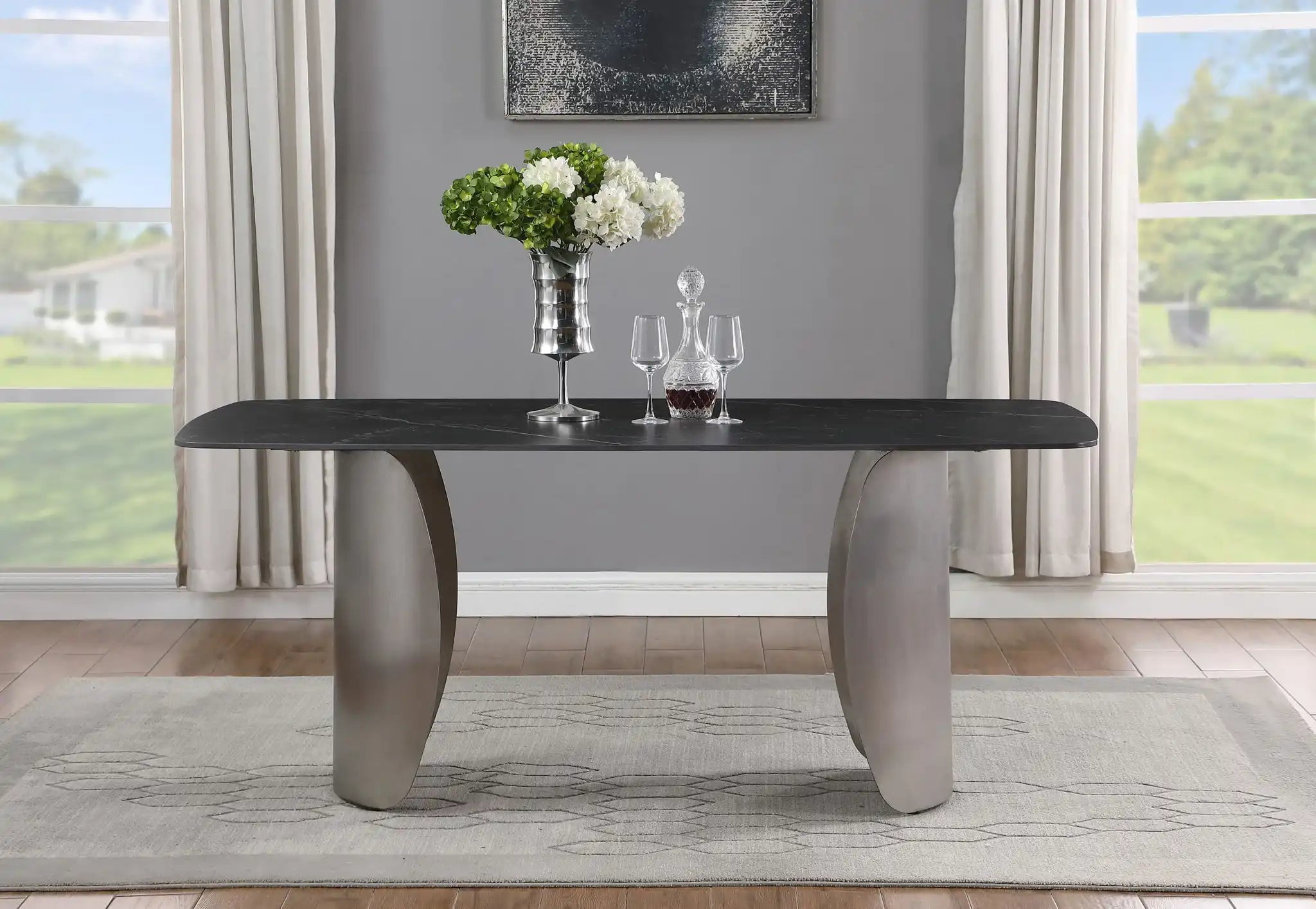Niya - Dining Table