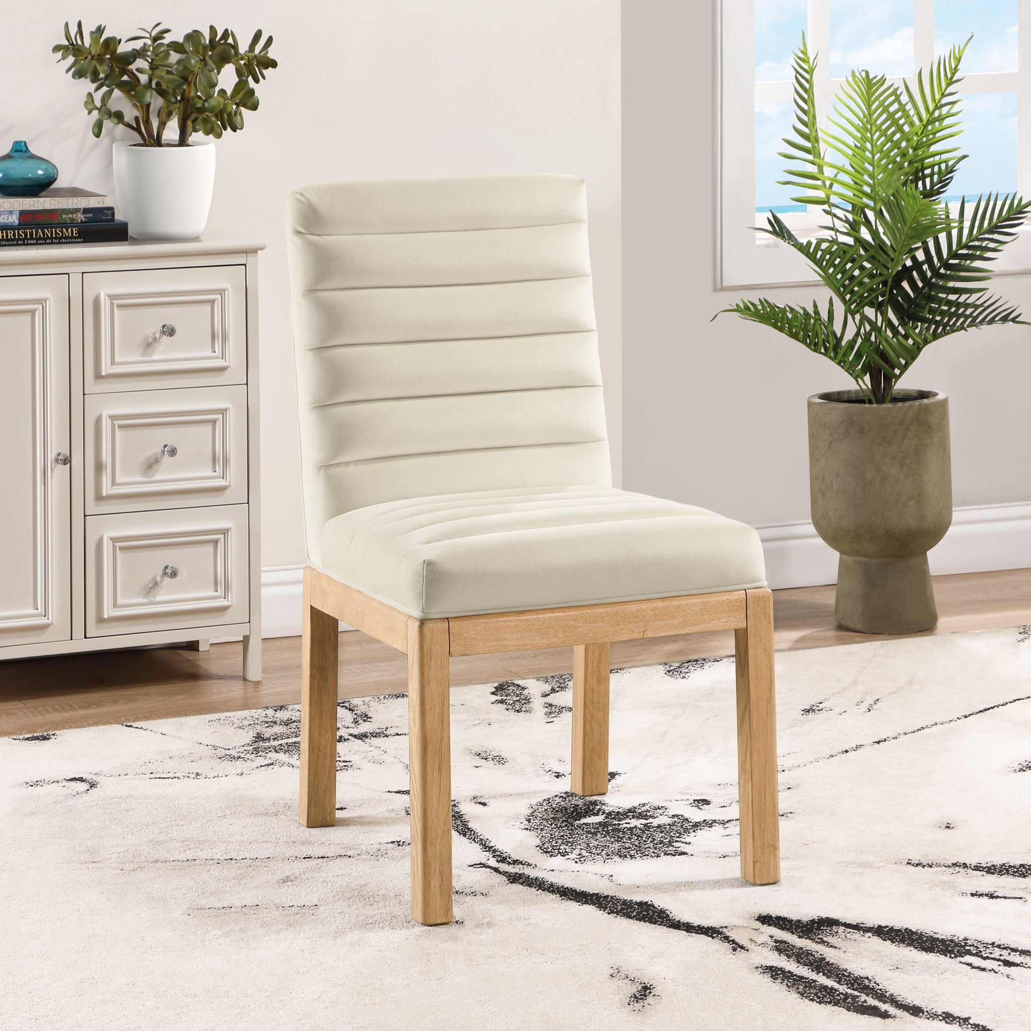 Evelyn - Dining Chair With Natural Legs