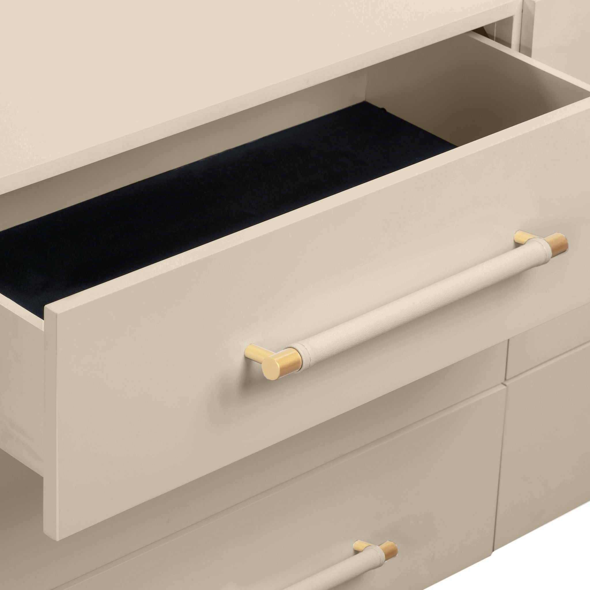 Trident - 6 Drawer Dresser