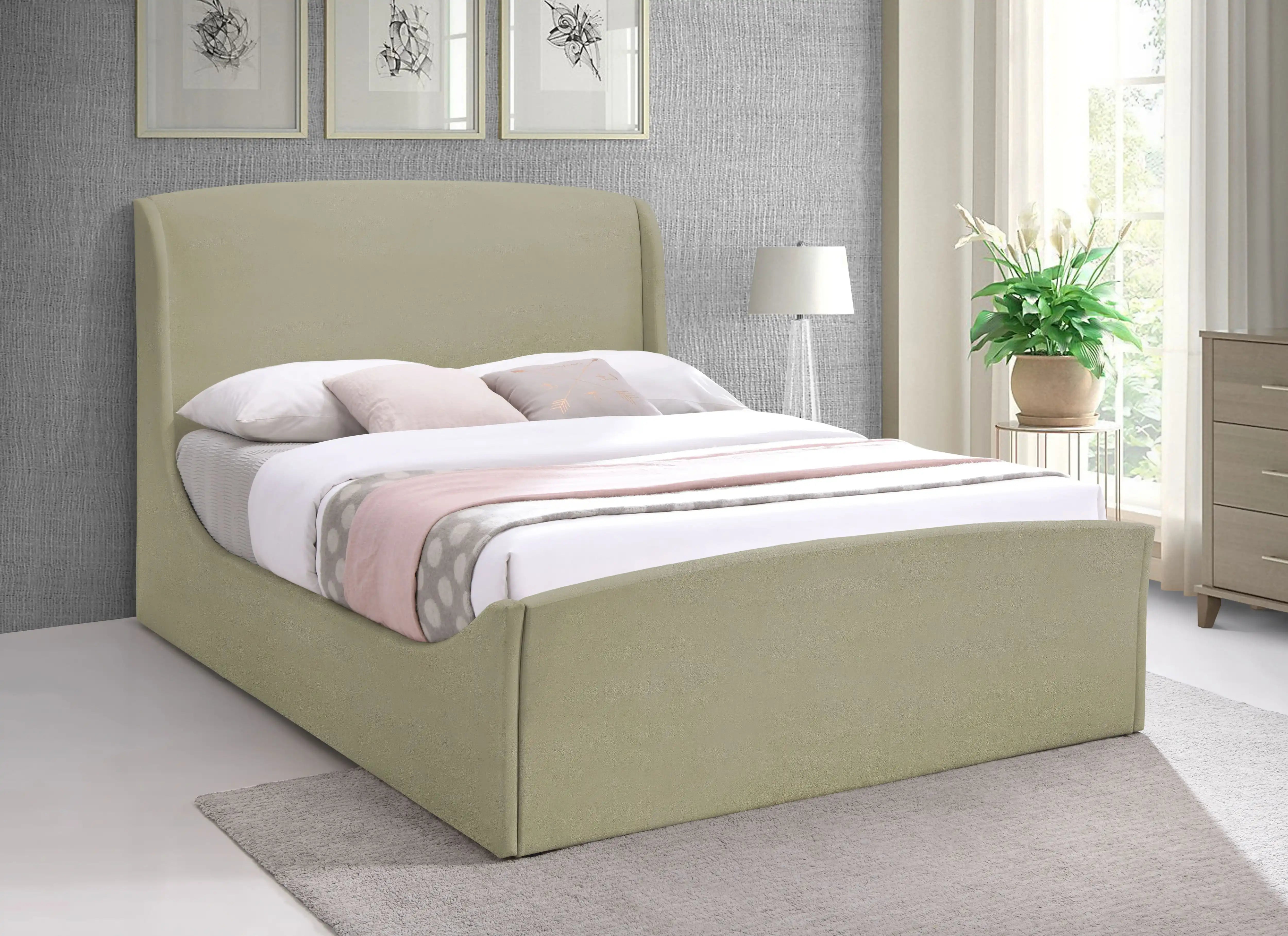 Tess - Bed