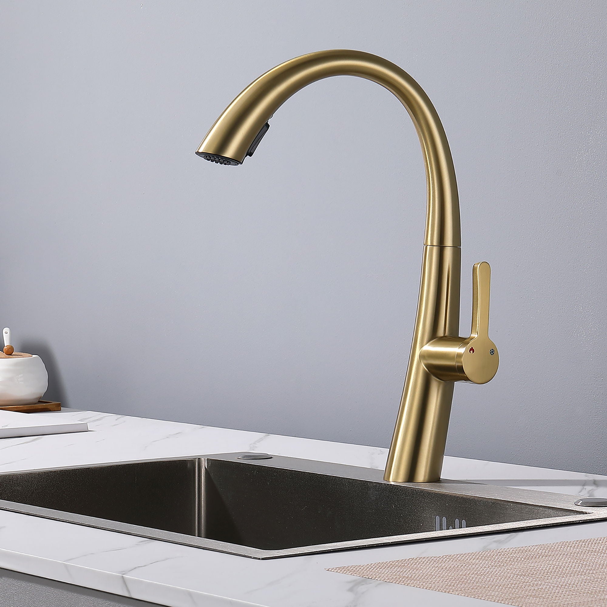 Elegant Single Handle Stainless Steel Pull Out Kitchen Faucet With High Arch Spout - Brushed Gold