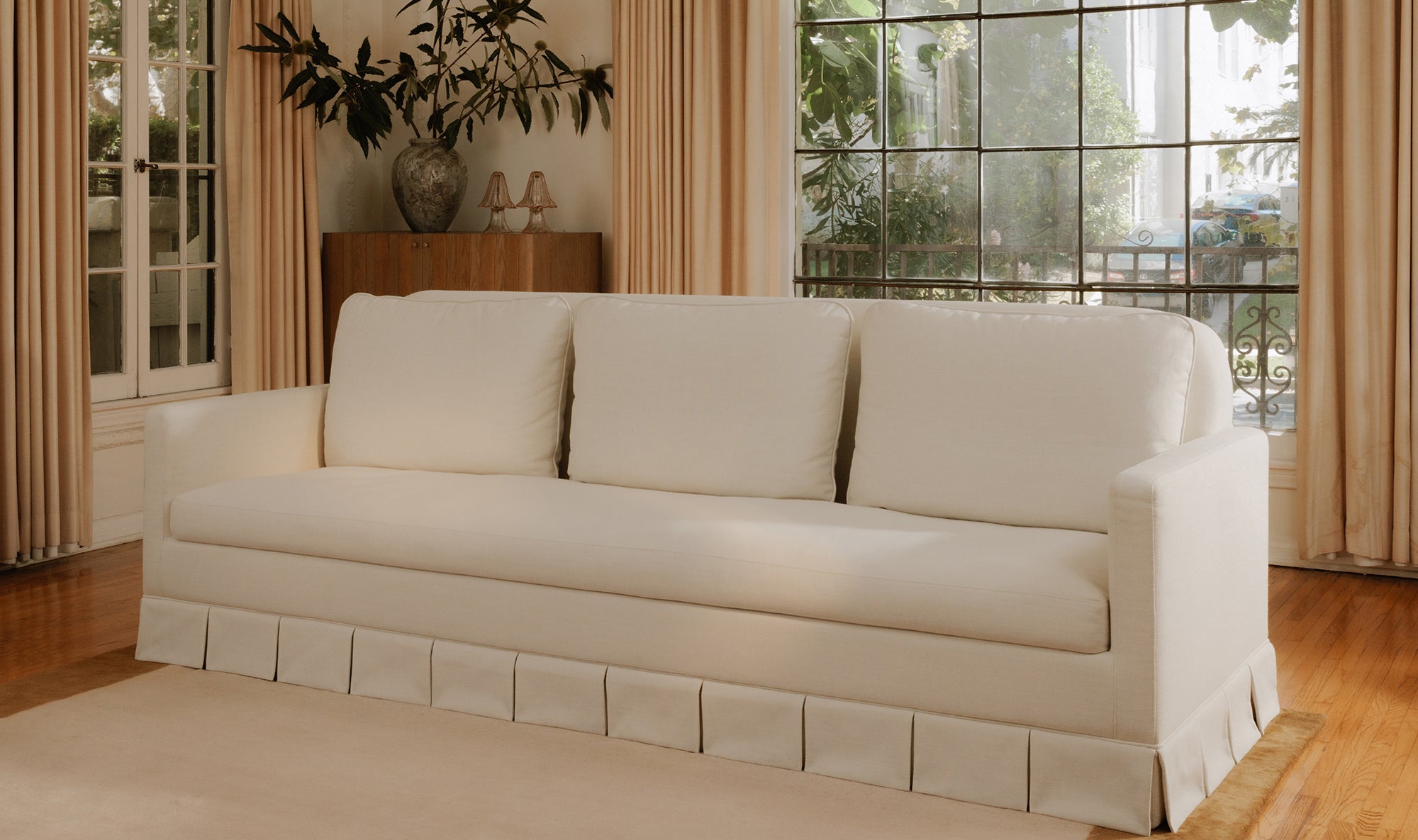 Pellicano Sofa Gillian Segal - Moes Home
