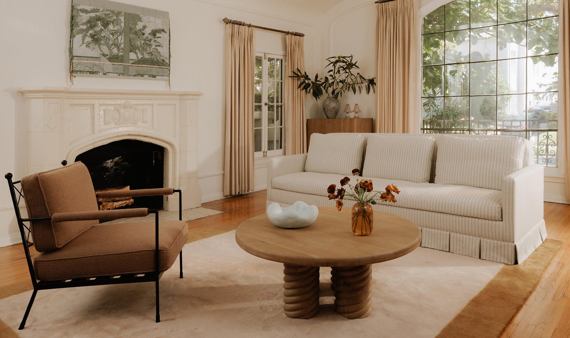 Pellicano Sofa Gillian Segal - Moes Home