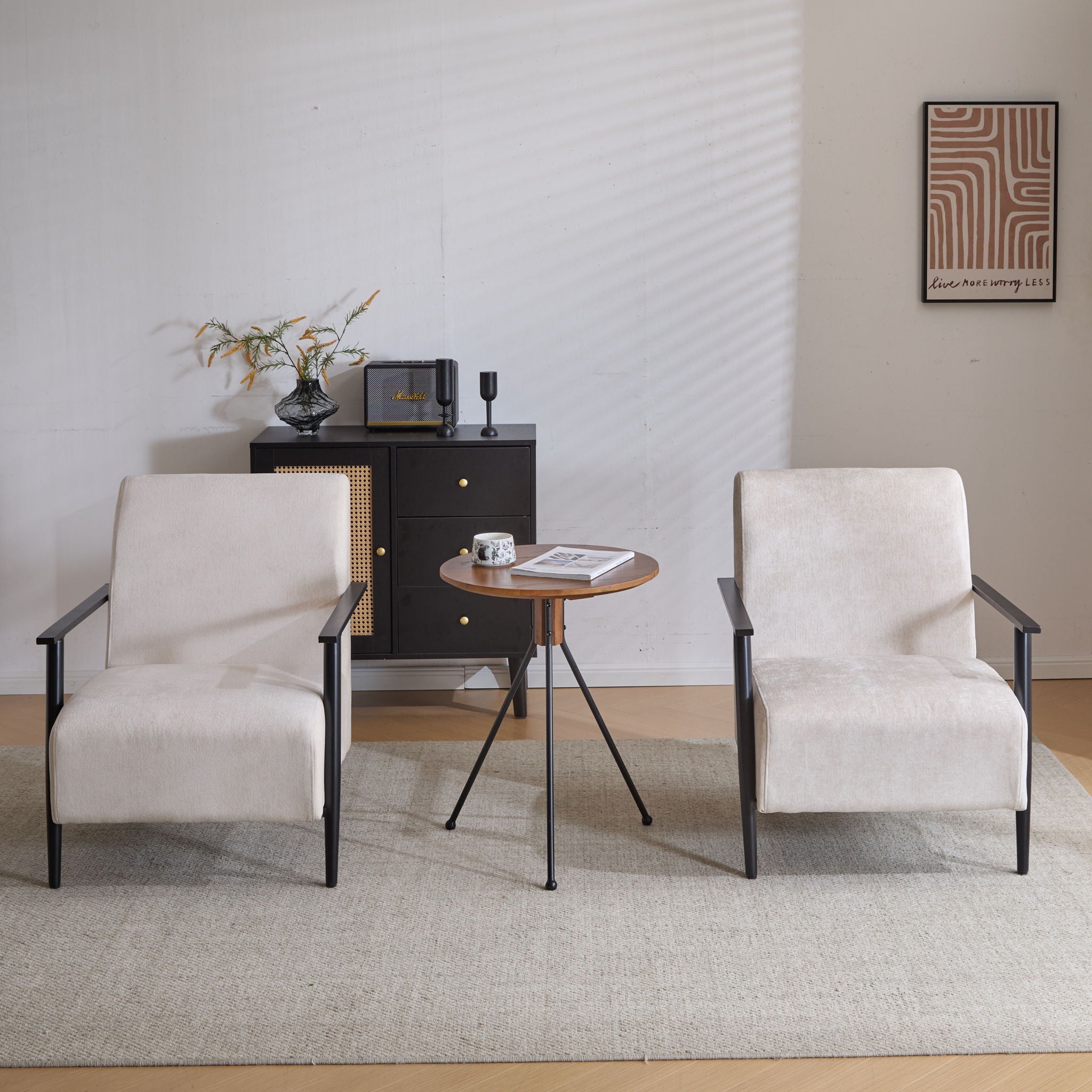 Modern Lounge Chair With Polyester Upholstery