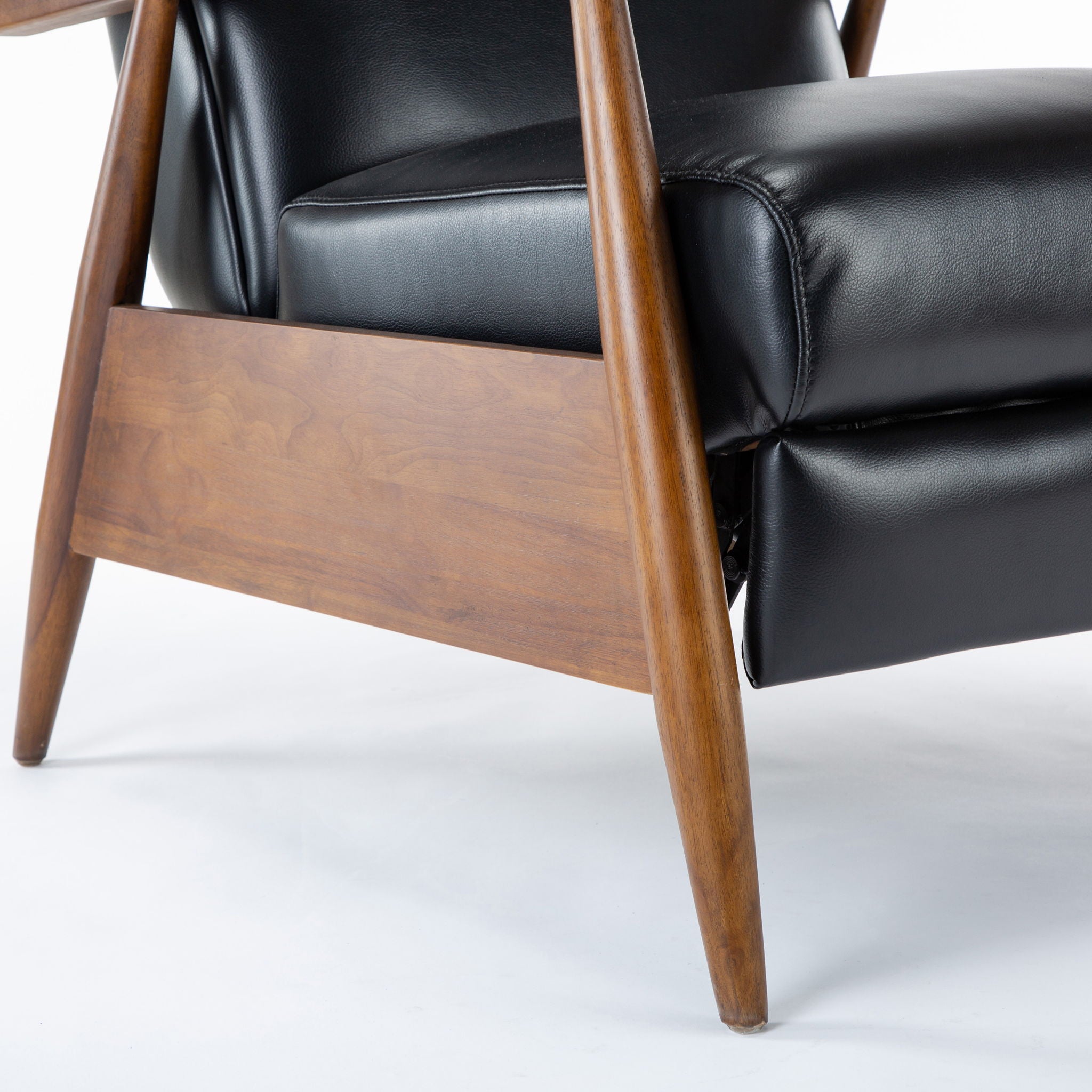 Sarasota - Arm Push Back Recliner
