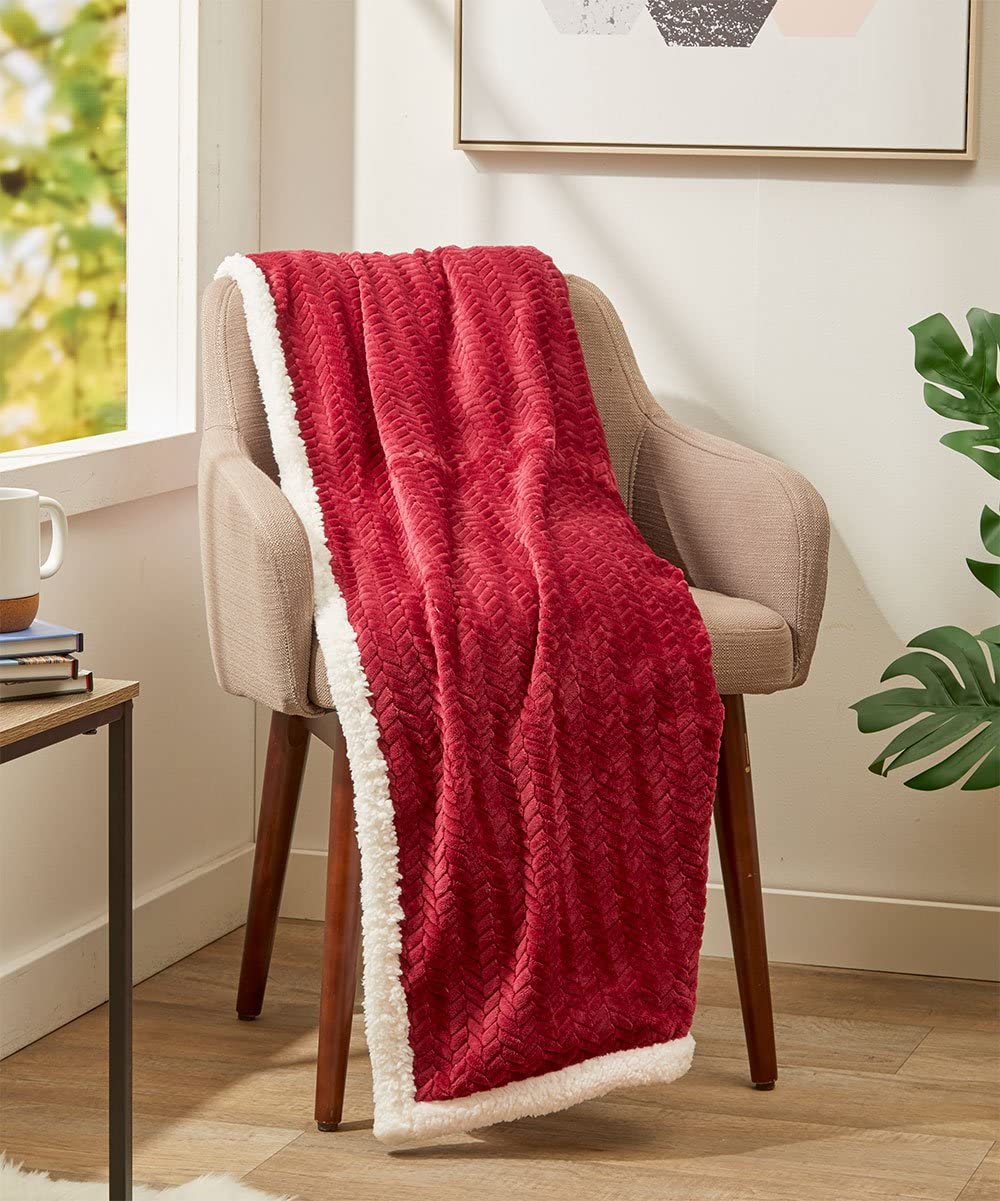 Decor&More HomeEssentials Ultra Lush Heavy Sherpa Throw Blanket (50" x 60") - Best Buy Furniture