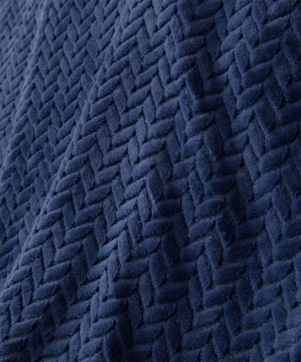 Decor&More Noble House Oversized and Extra Heavy Chevron Braided Throw Blanket (50" x 70") - Best Buy Furniture