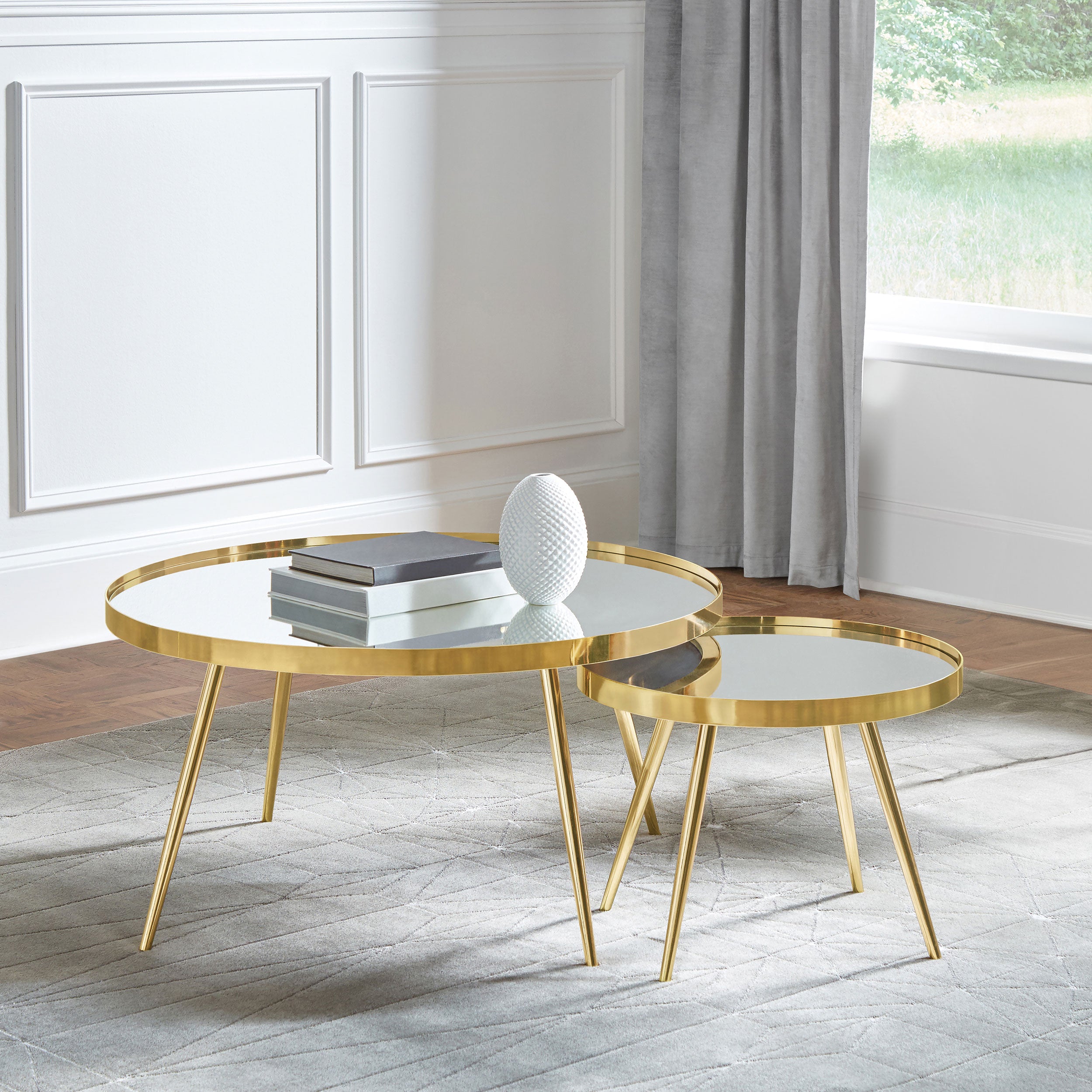 Kaelyn 2-piece Round Mirror Top Nesting Coffee Table Gold-CoasterEssence