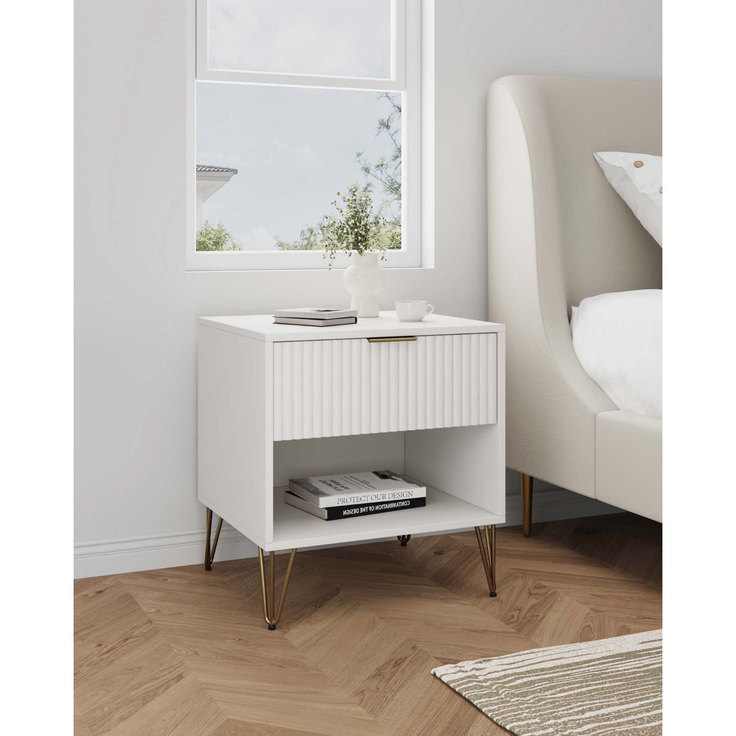 Dumbo - Modern Nightstand