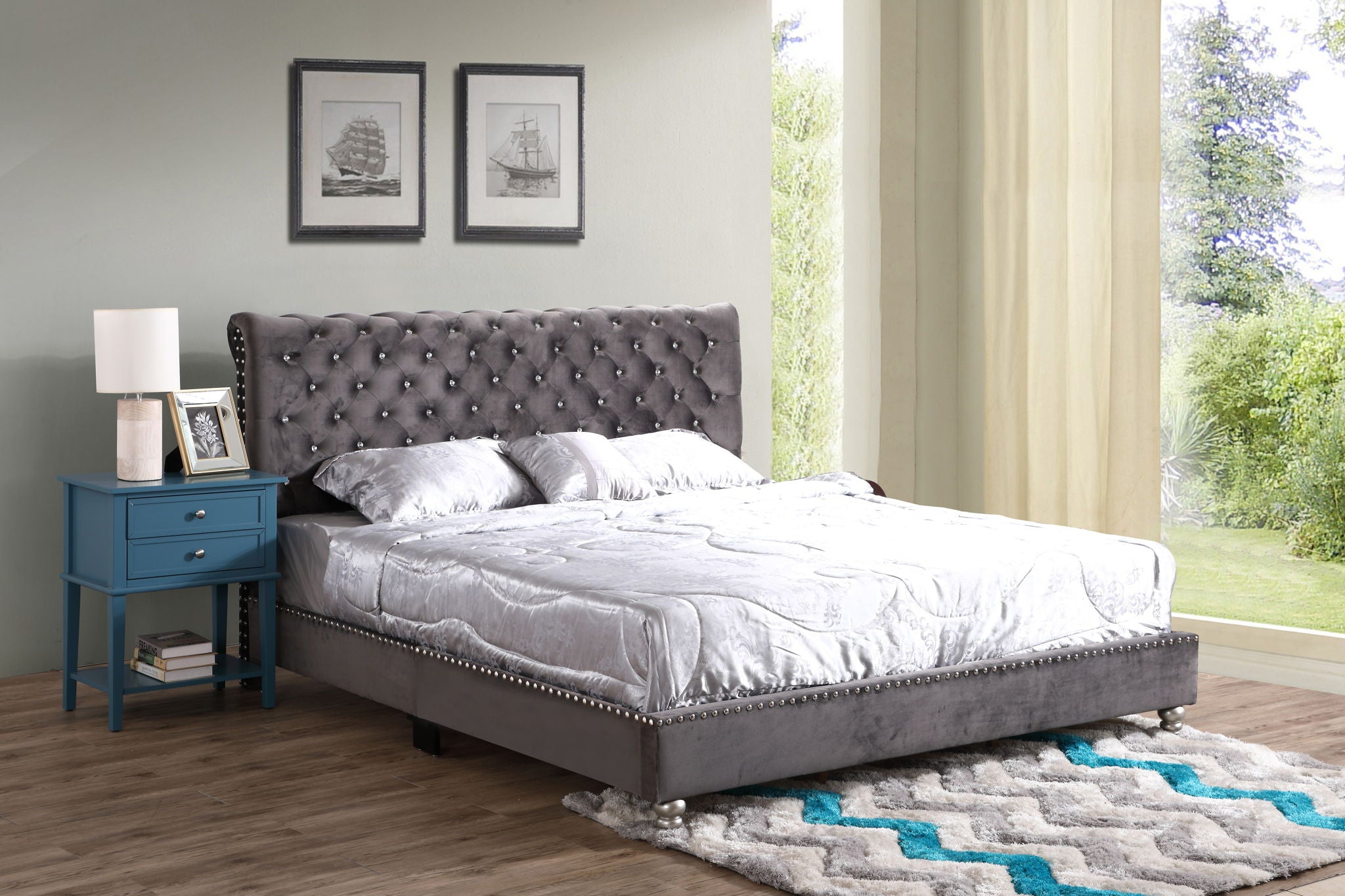Elegant Transitional Upholstered Bed