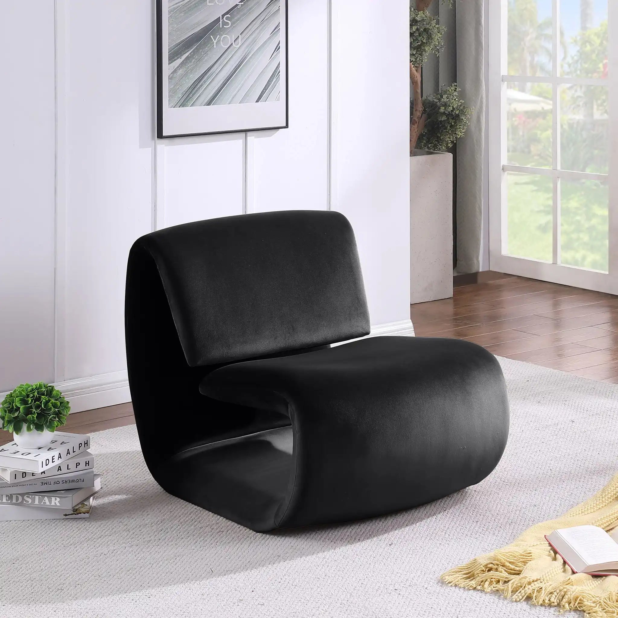 Nouveau - Accent Chair