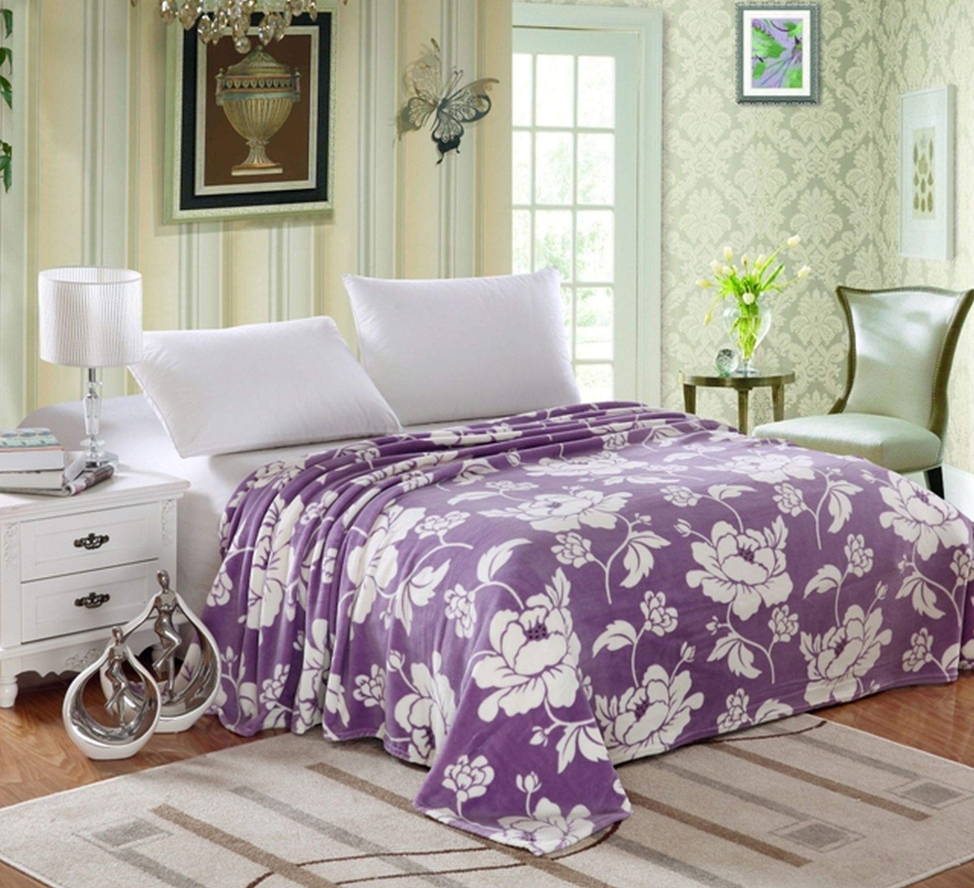 Decor&More Home Essentials Madison Microplush Blanket - Best Buy Furniture