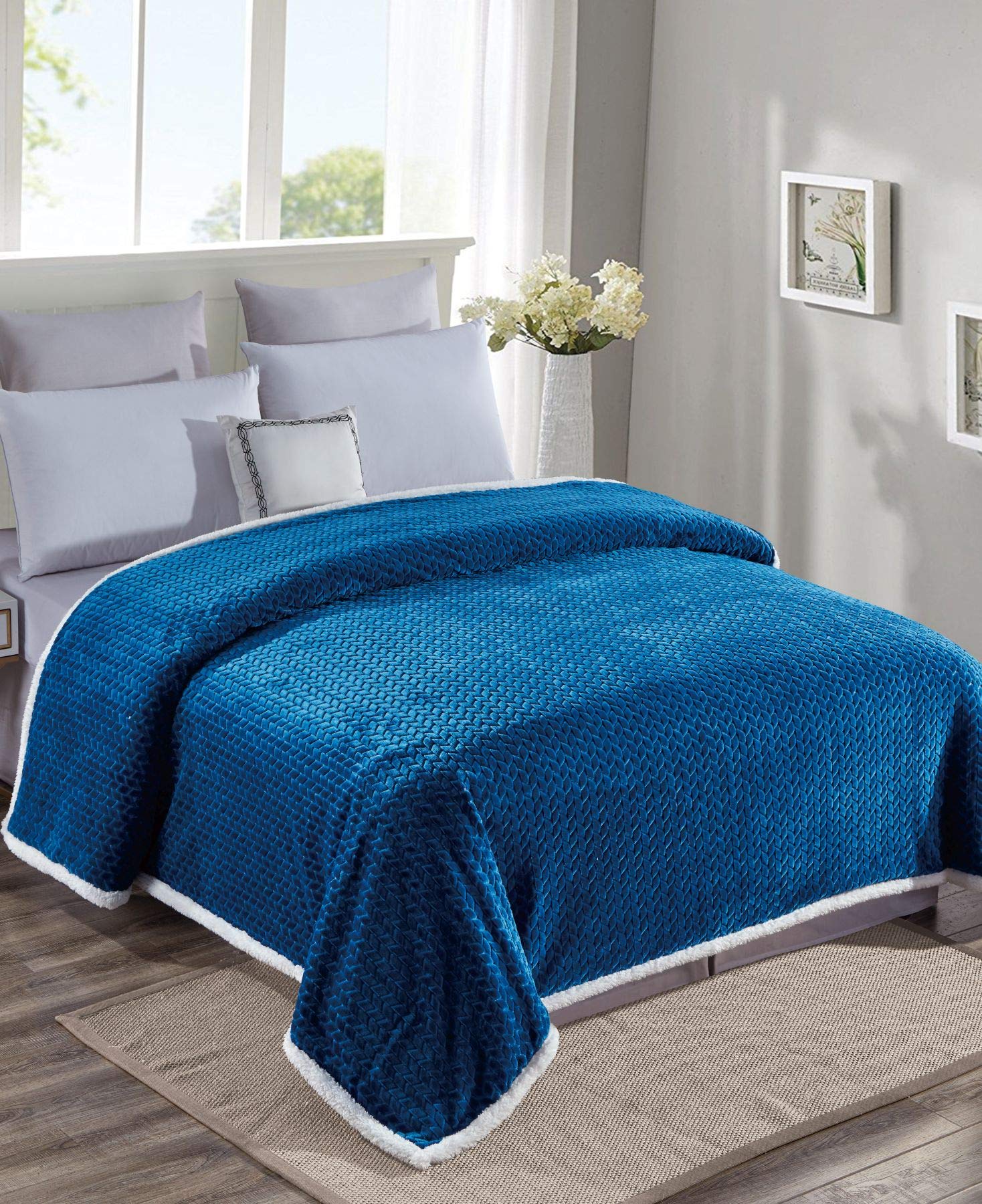 Decor&More Home Essentials Braided Sherpa Blanket - Best Buy Furniture