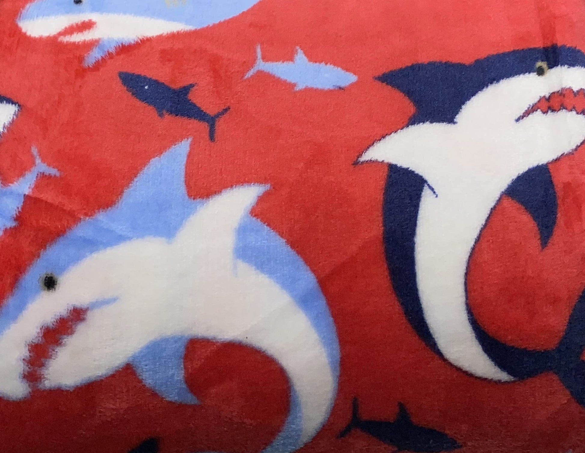 Decor&More American Pride Collection Microplush Throw Blanket (50" x 60") - Best Buy Furniture