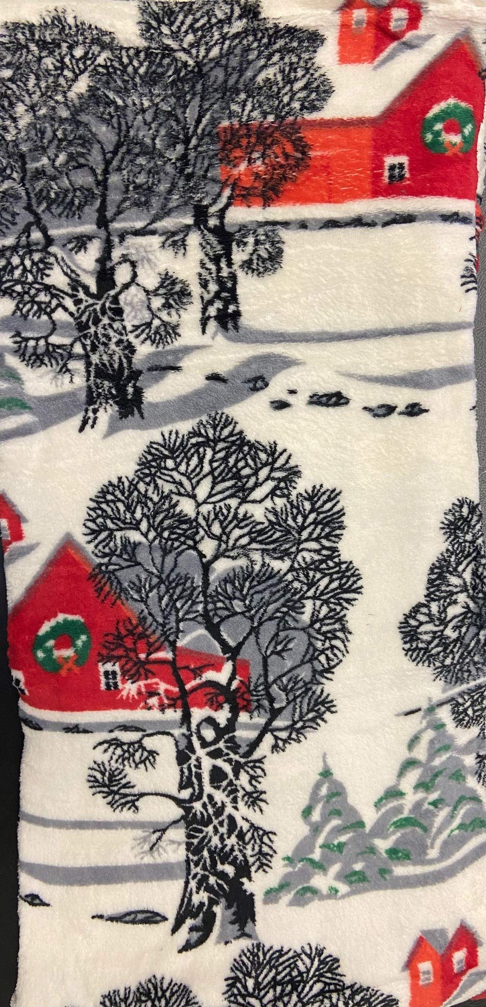 Decor&More Festive Holiday Microplush Throw Blanket (50" x 60") - Forest Friends - Best Buy Furniture