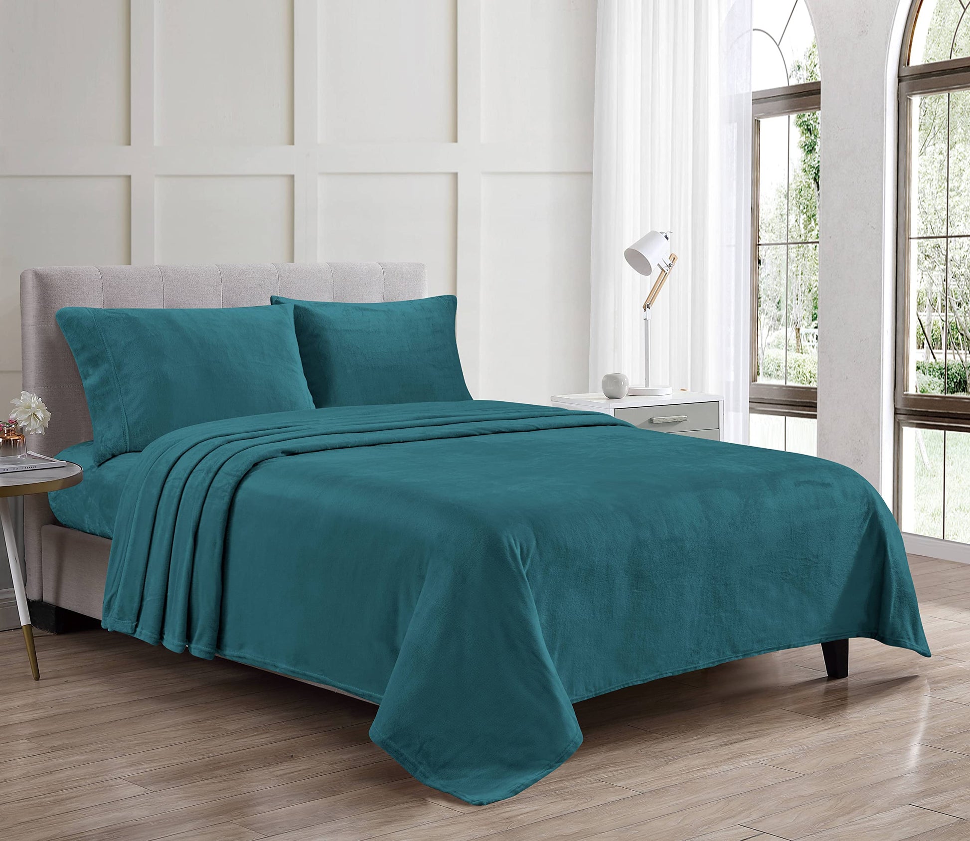 Luxury Elegance 4 Piece King Size Extra Soft Velvet Touch Microplush Sheet Set - Teal - Best Buy Furniture