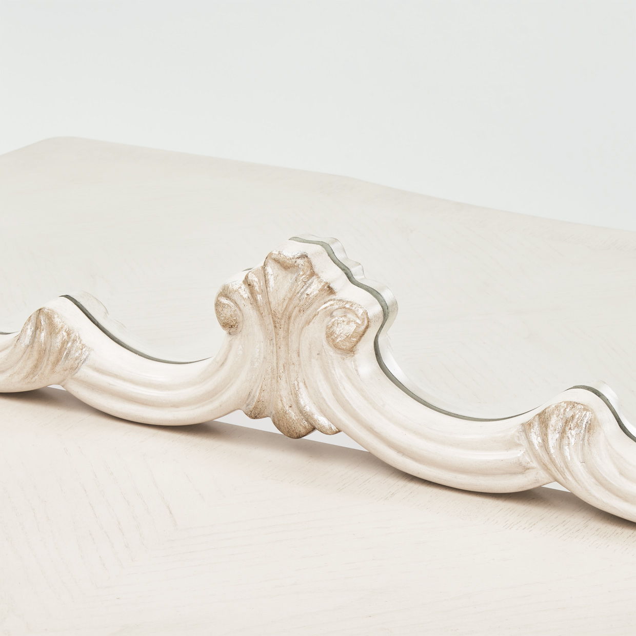 Platine de Royale - Vanity Mirror - Champagne - Best Buy Furniture