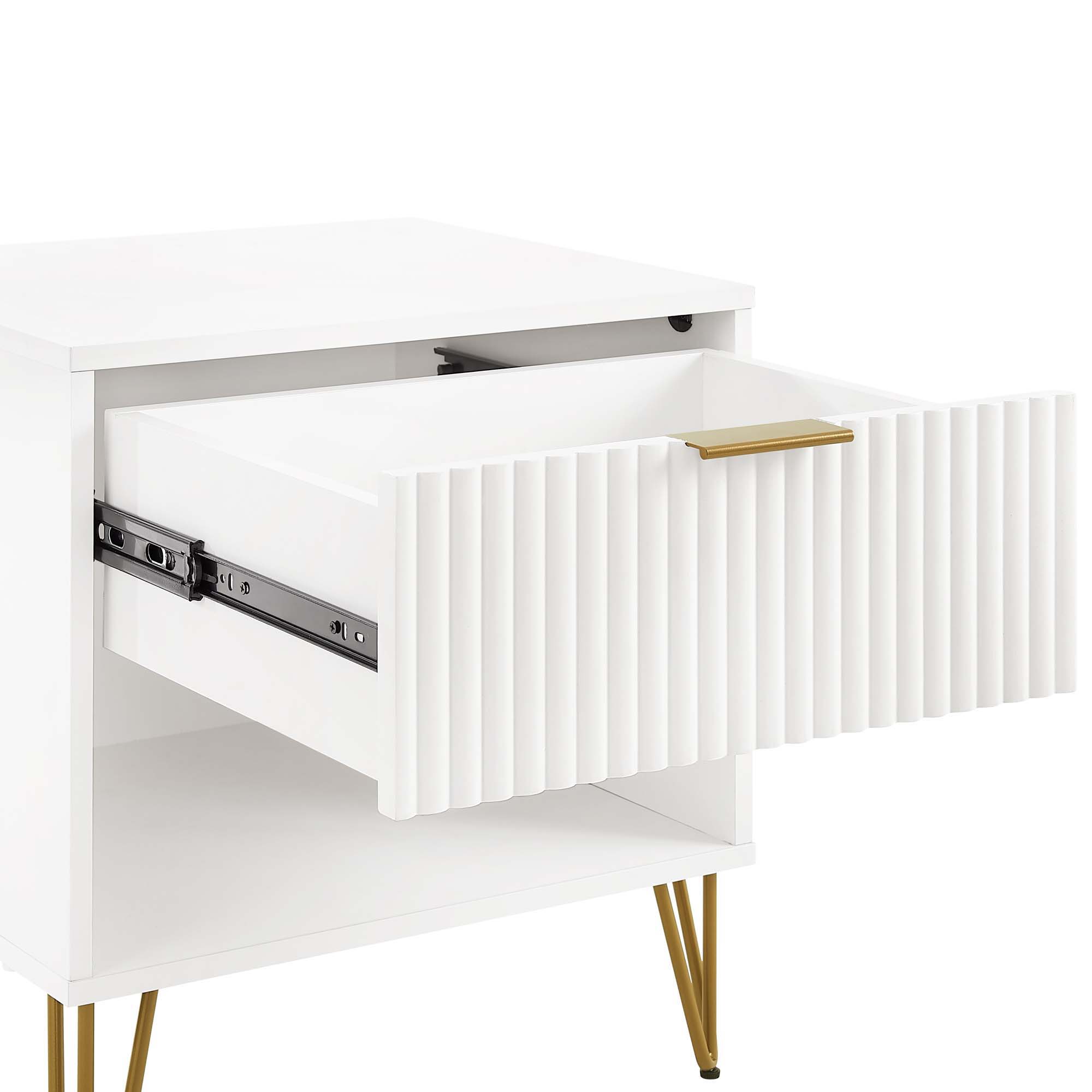 Dumbo - Modern Nightstand