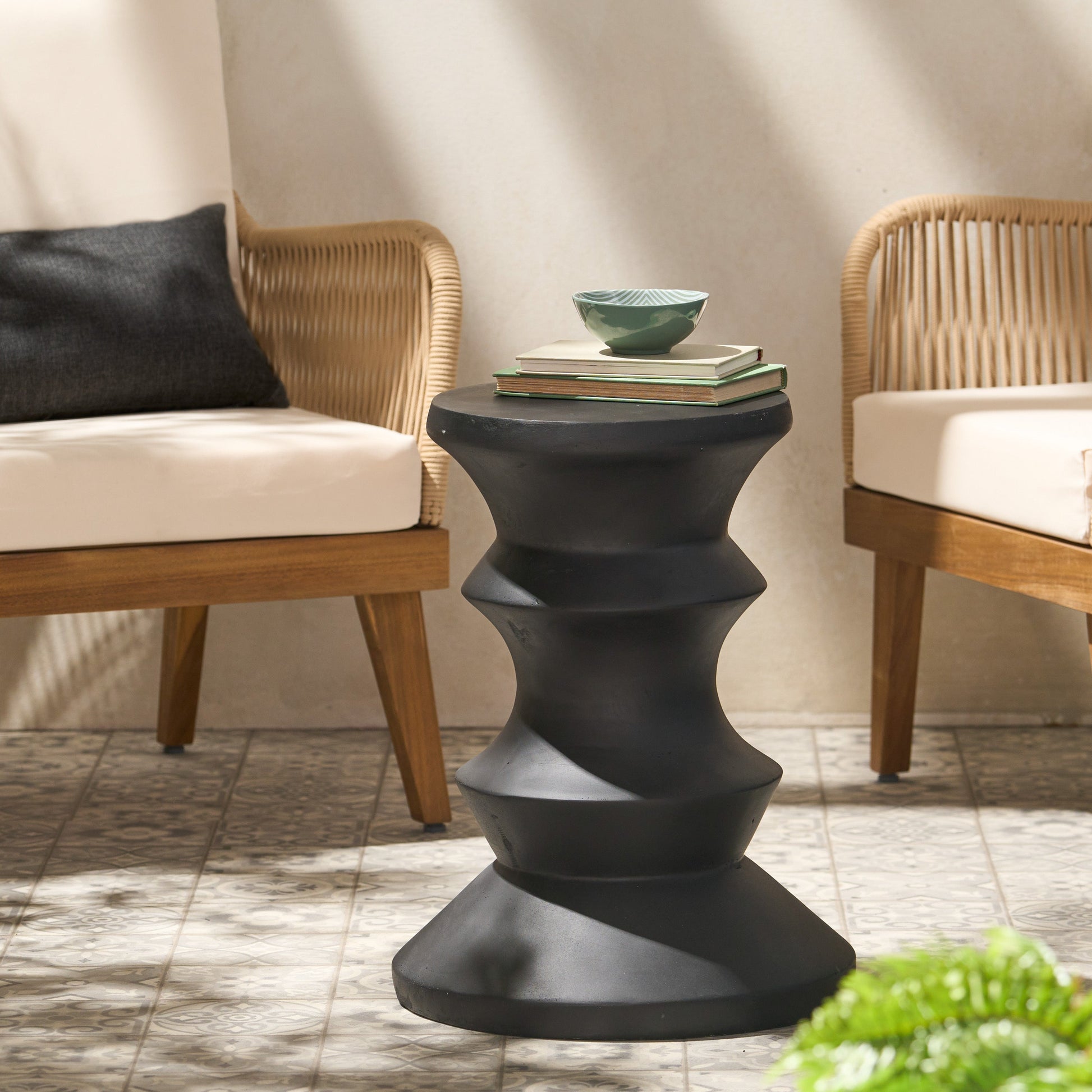 Side Table - Modern Black Concrete Accent Piece - Best Buy Furniture