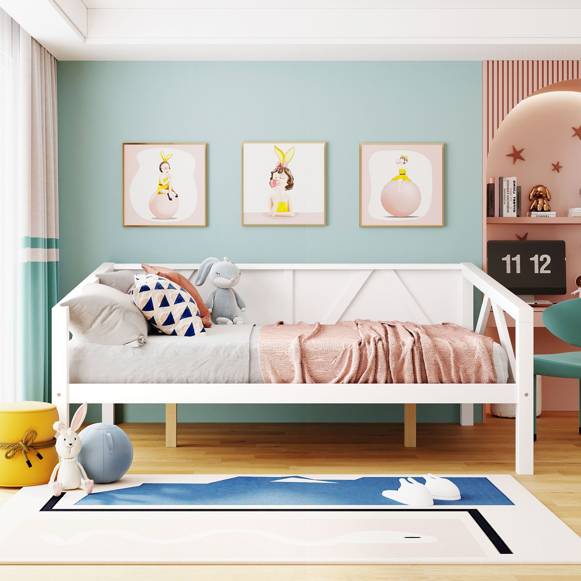 Elegant Design Daybed With Slat Support