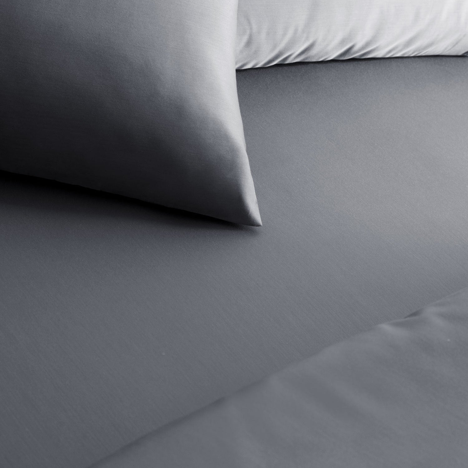 Brookside 600TC Cotton Rich Full Sheet Set in Slate