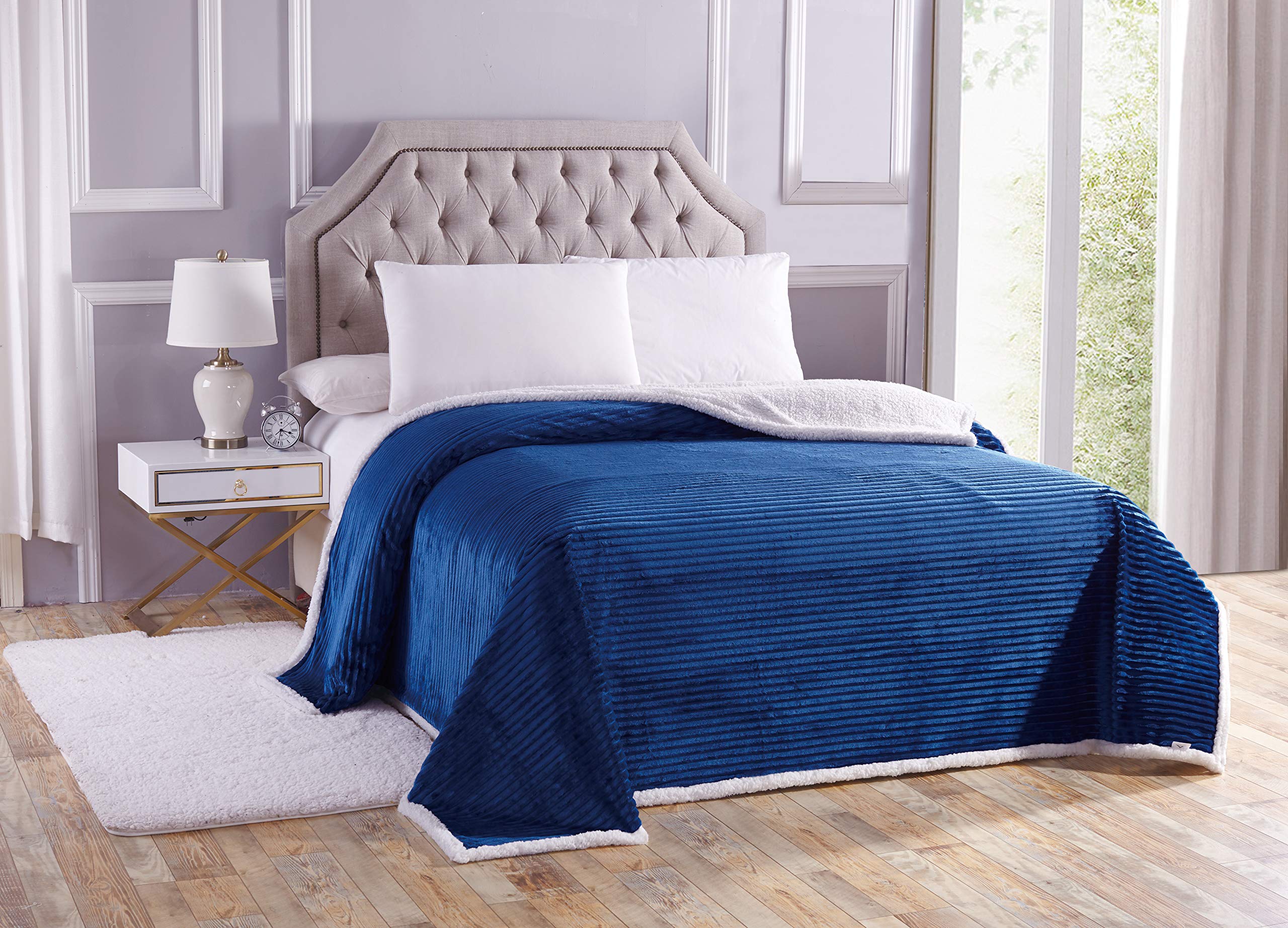 Decor&More Ultra Lush Reversible Sherpa Corduroy Blanket - Best Buy Furniture