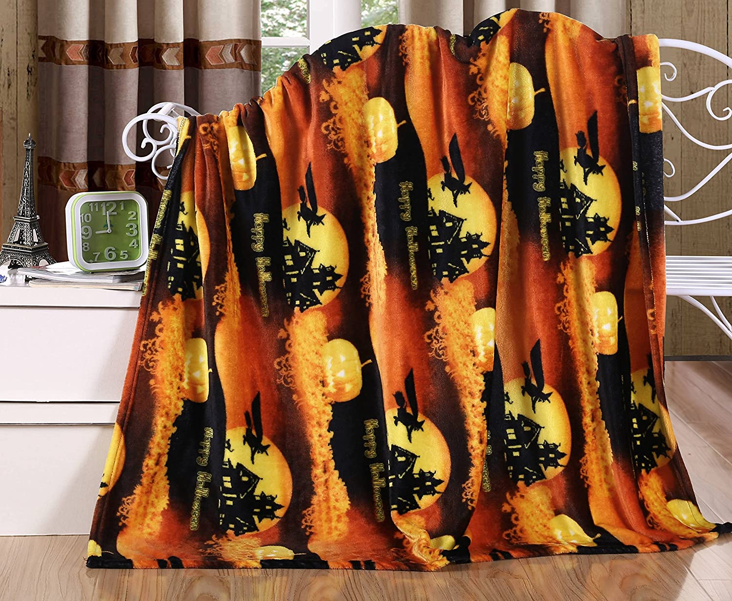 Happy Halloween Microplush Throw Blanket (50 X 60 Inch) - Pumpkins - Best Buy Furniture