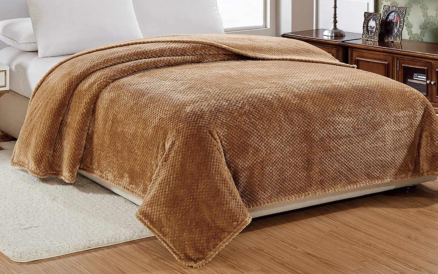 Decor&more ultra lush soft&cozy popcorn textured microplush blanket