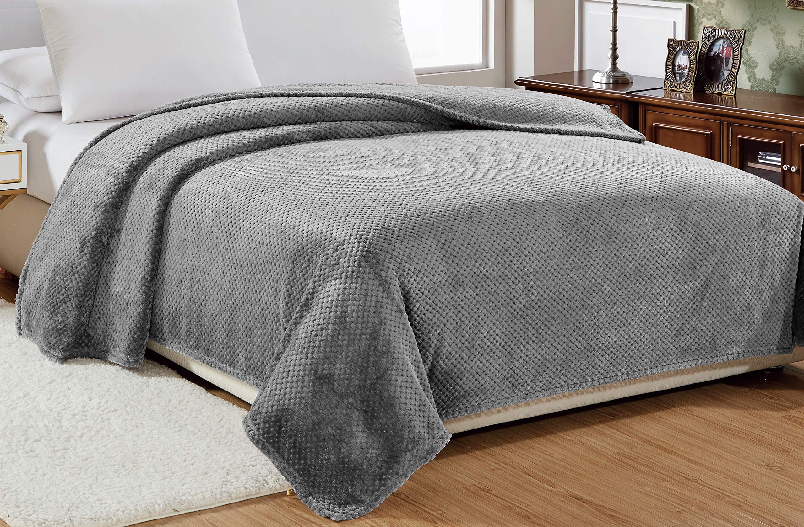 Decor&More Home Essentials Popcorn Textured Microplush Blanket - Best Buy Furniture