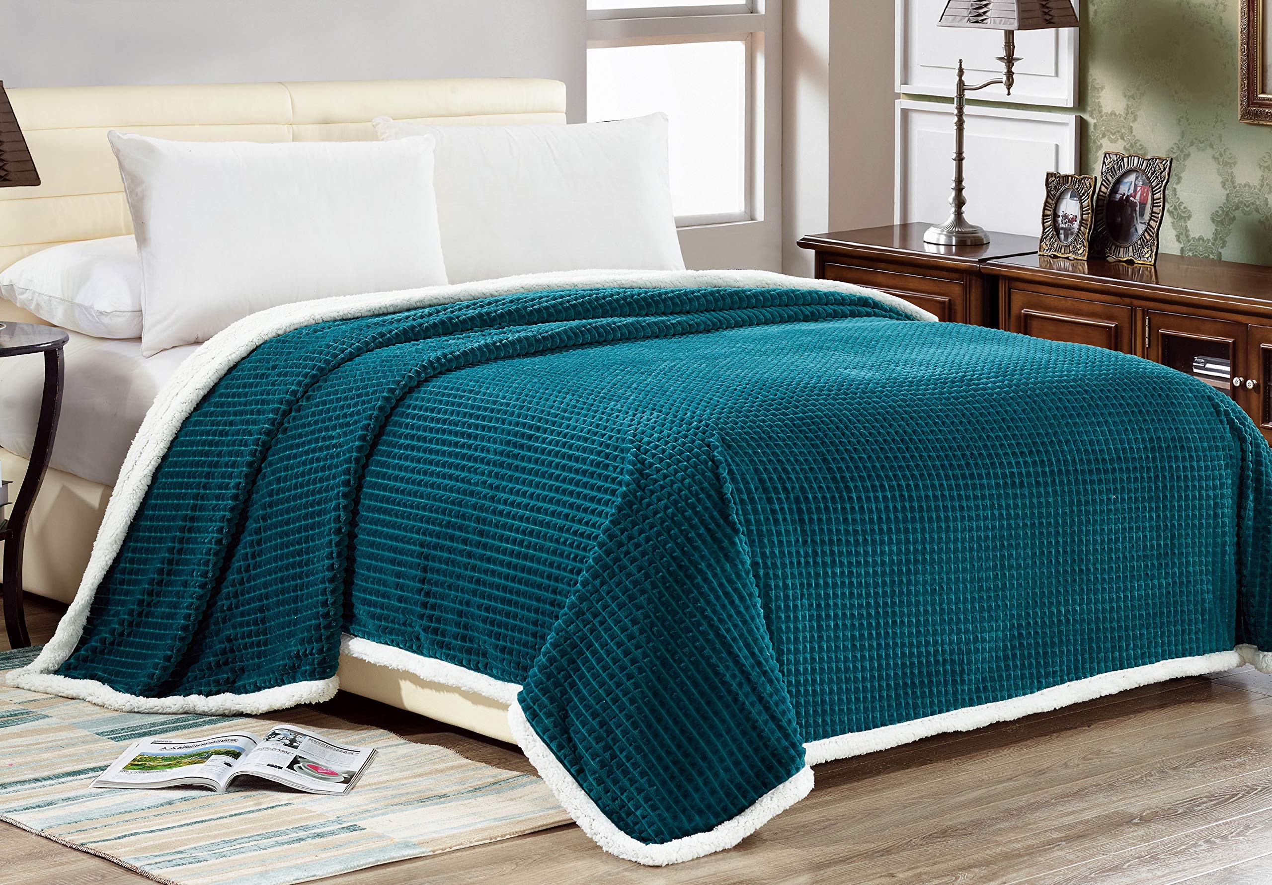 Faith, Hope, Love Home Decor Ultra Lush Reversible Sherpa Elite Blanket - Best Buy Furniture