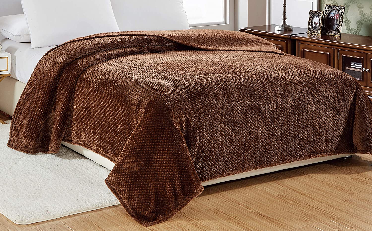 Home essentials popcorn textured microplush blanket