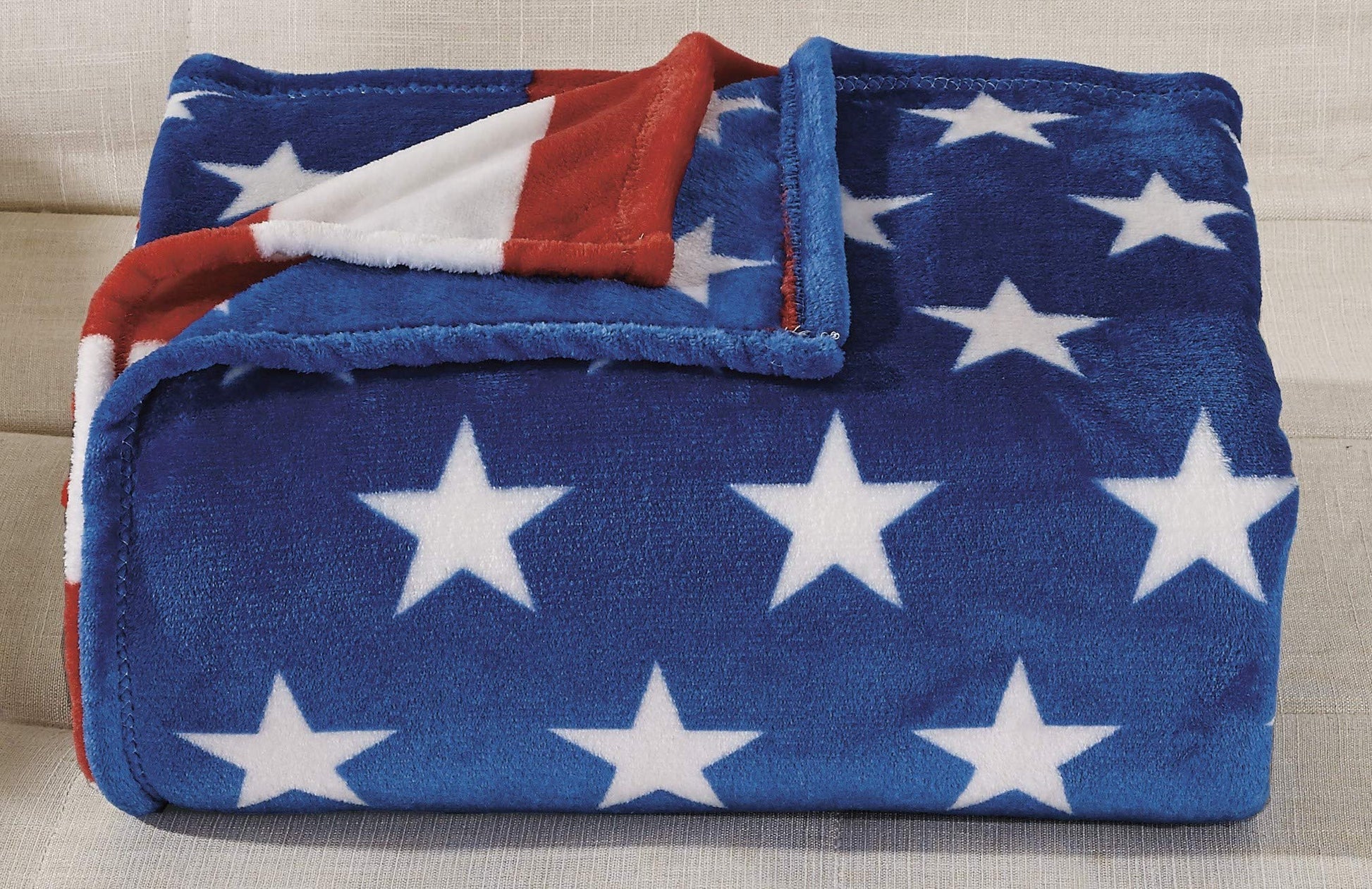 FAITH, HOPE, LOVE HOME DECOR American Flag Oversized 50" x 70" Throw Blanket - Best Buy Furniture